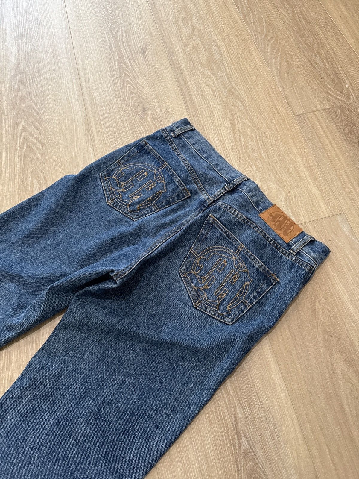 Menace Embossed Target Logo Denim Pants Blue size 30 Size US 30 / EU 46 - 2 Thumbnail