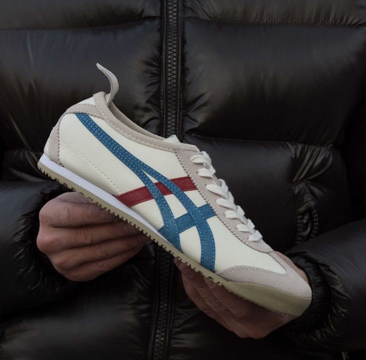 Asics Vintage Shoes Onitsuka Tiger Mexico 66 Kill Bill Asics Rare Size US 10.5 / EU 43-44 - 1 Thumbnail