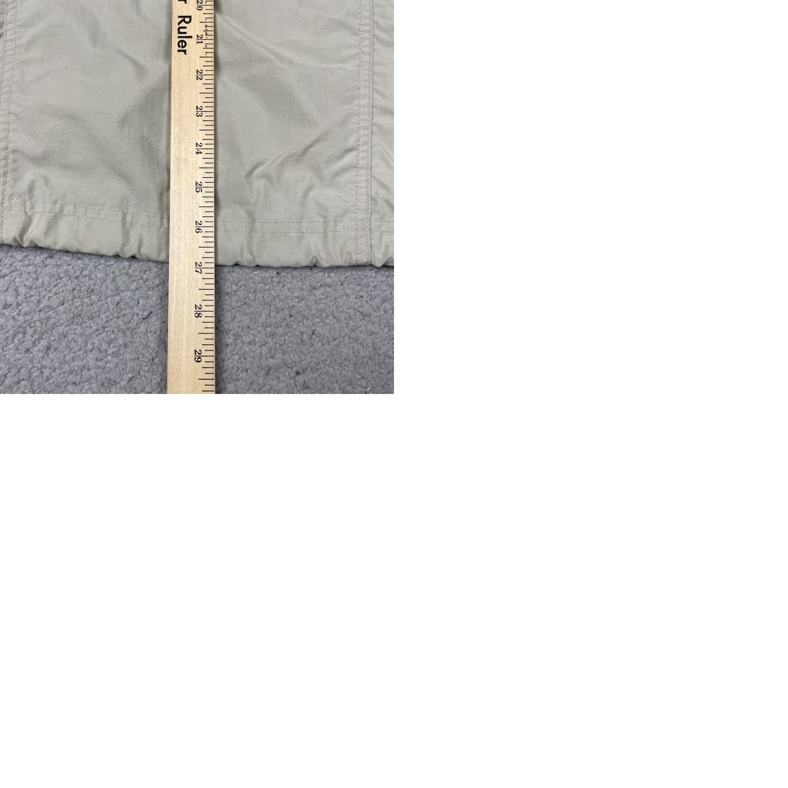 KangaROOS **Columbia Windbreaker Henley Pullover Womens Large Beige** User: **Columbia Windbreaker Henley Pullover Women's Large Beige** Size L / US 10 / IT 46 - 9 Thumbnail