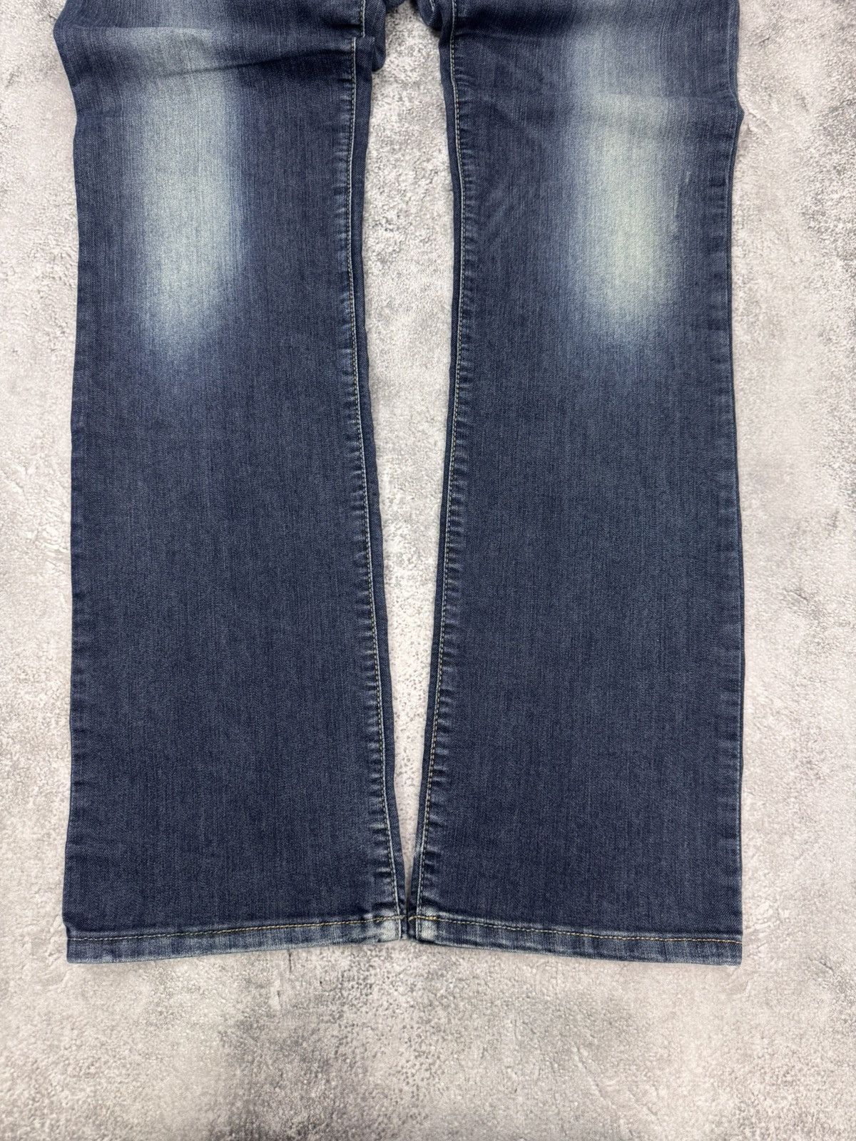Diesel Diesel Men Jeans Blue Straight Fit Size 30 Size US 30 / EU 46 - 6 Thumbnail
