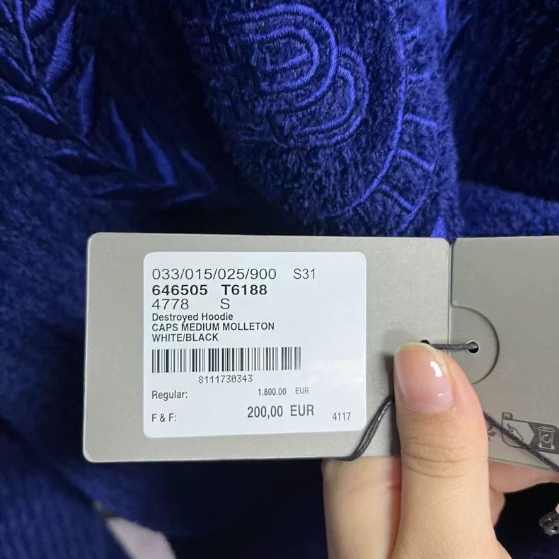 Balenciaga Balenciaga Navy Blue Fleece Embroidered Knit Hoodie Size US S / EU 44-46 / 1 - 4 Thumbnail