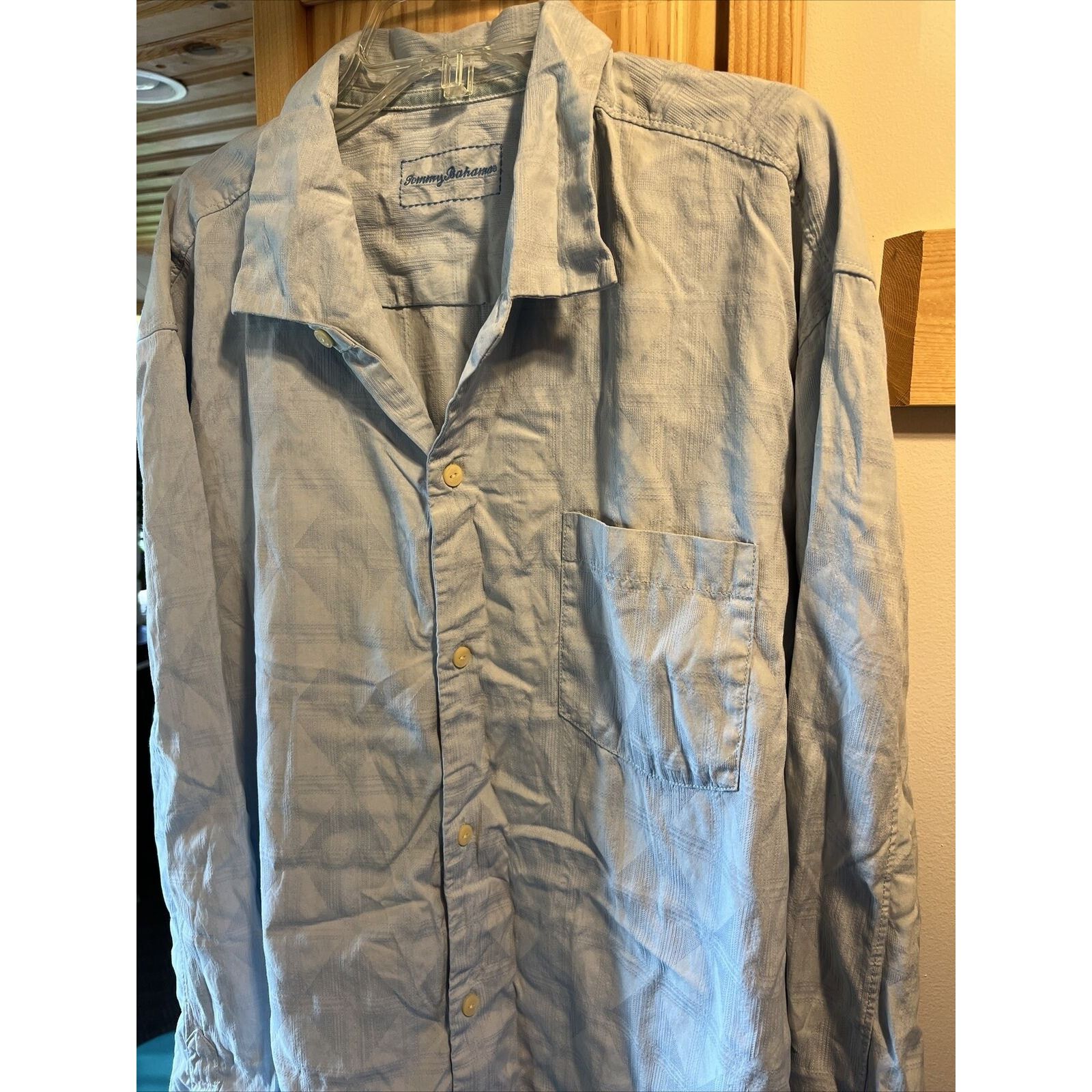 Tommy Bahama Tommy Bahama Men’s XL Light Blue LS Button Silk Blend Shirt Size US XL / EU 56 / 4 - 2 Thumbnail