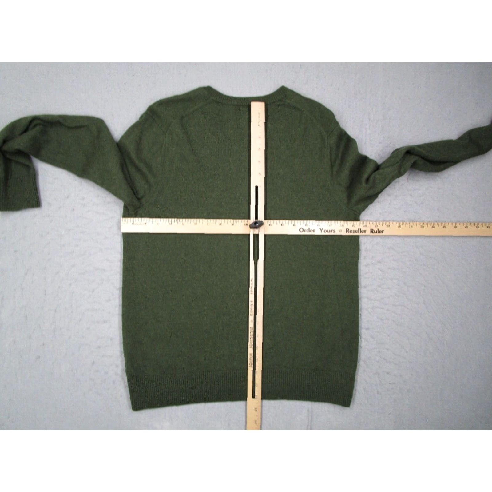 Banana Republic Banana Republic Merino Wool Sweater Mens Large Green V Neck Pullover Size US L / EU 52-54 / 3 - 3 Thumbnail