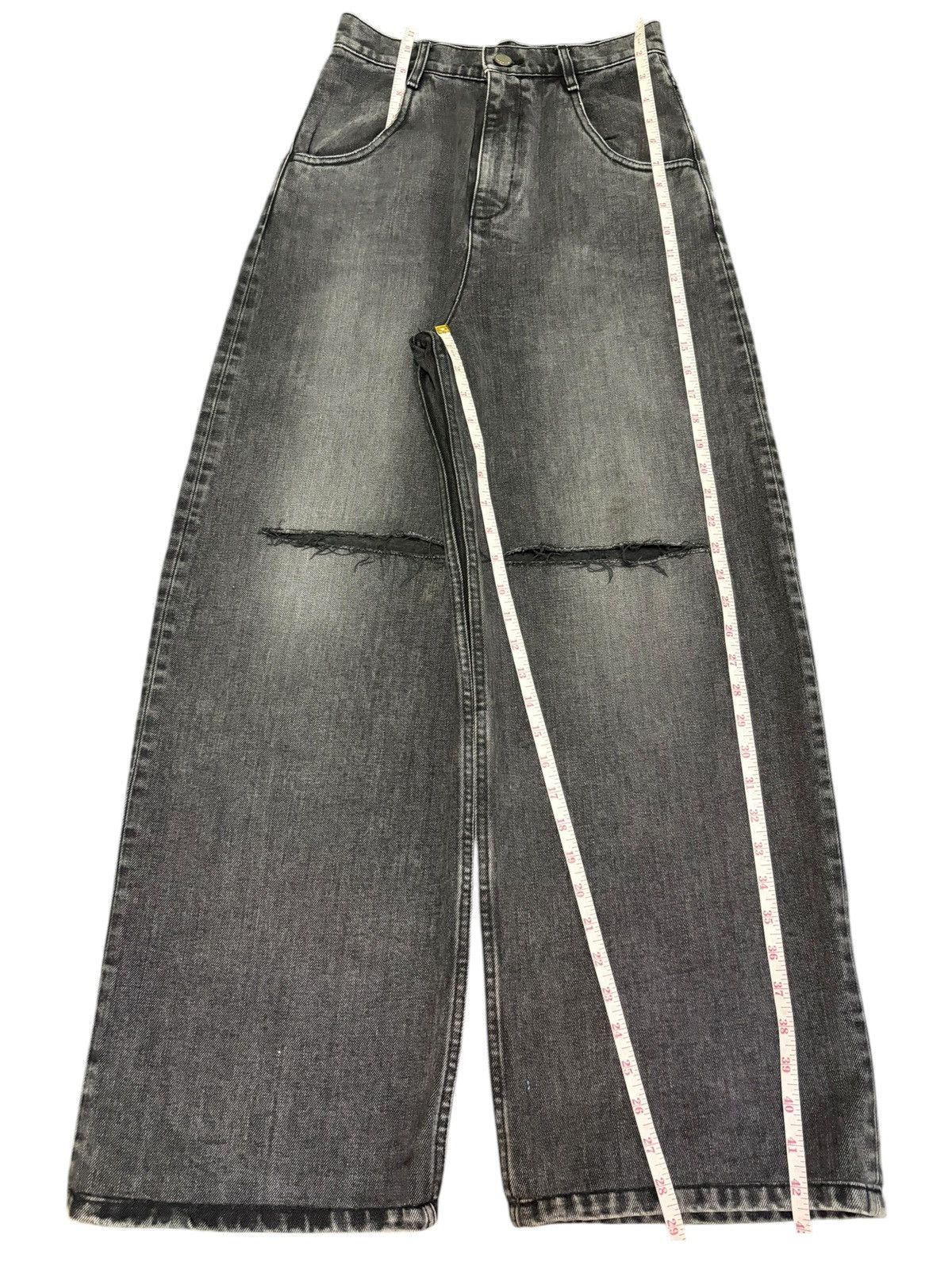 Fubu Vintage Japanese Brand Distressed Baggy Jeans Size 26" / US 2 / IT 38 - 7 Thumbnail