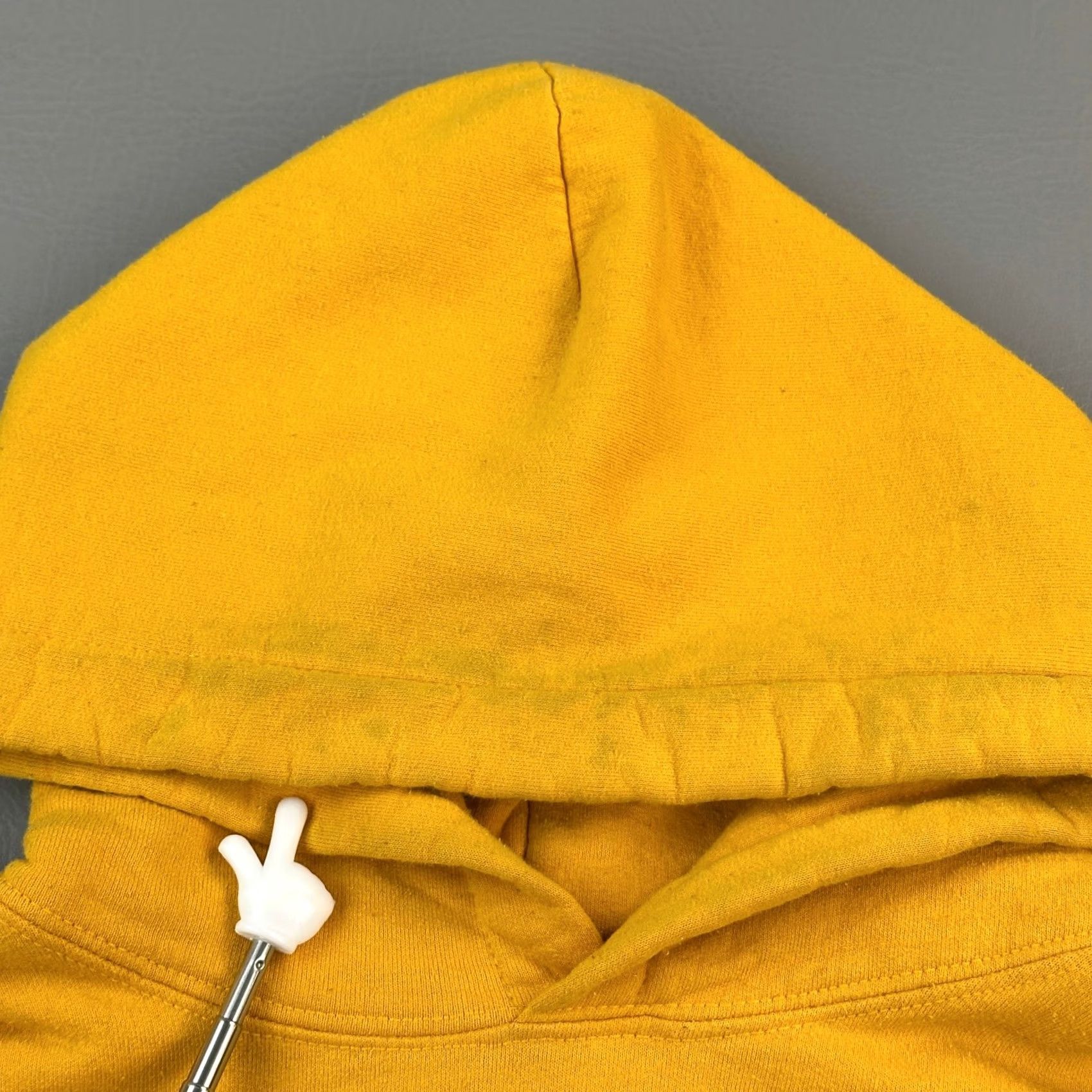 Gildan Vintage Biker Hoodie Mens XL Yellow 2004 Sturgis Iron Cross Patches Pullover Y2K Gildan Size US XL / EU 56 / 4 - 3 Thumbnail