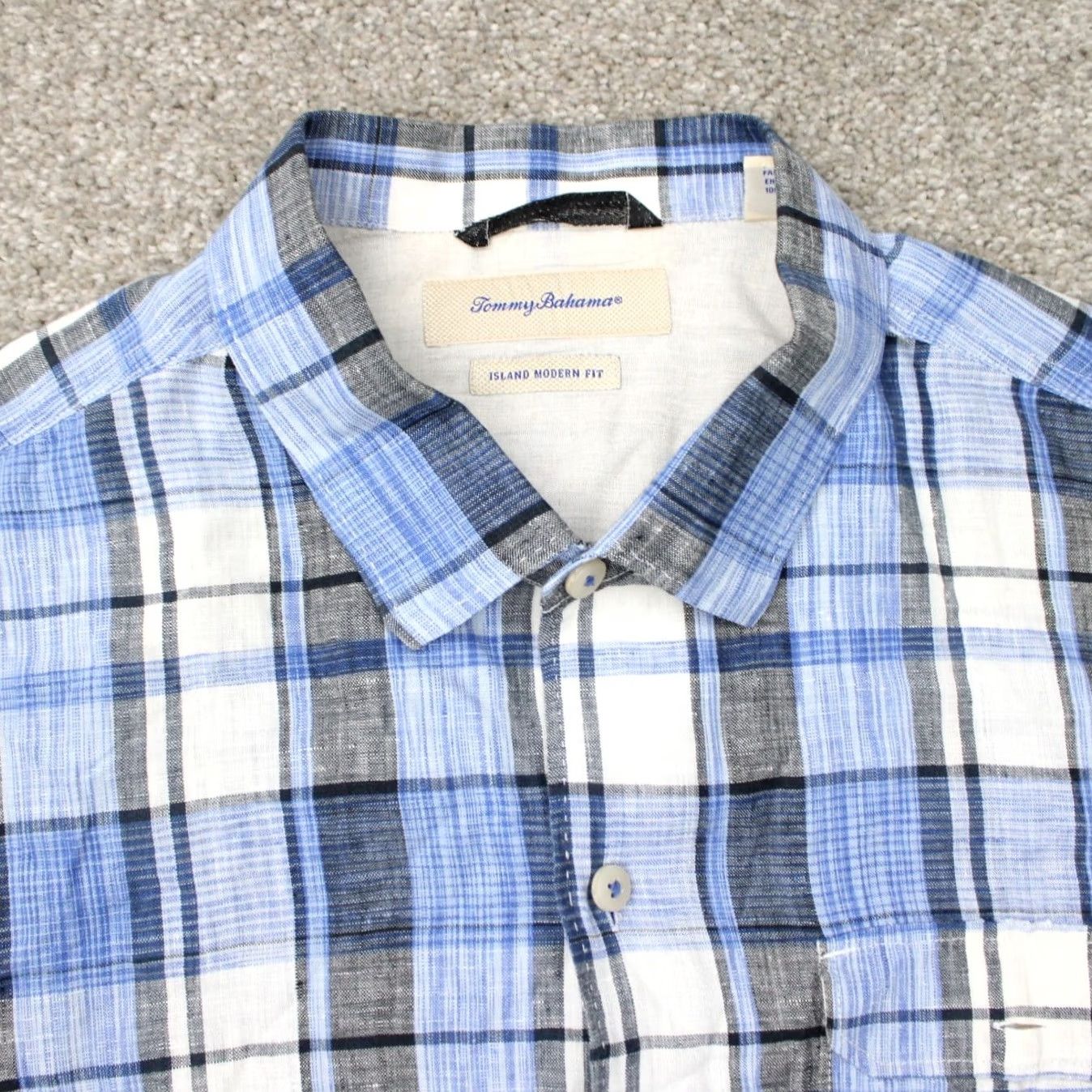 Tommy Bahama Tommy Bahama Shirt Mens XL Blue/Black Island Modern Fit 100% Linen S/S Button Up Shirt Mens XL Blue/Black Island Hawaiian Casual 90s? Size US XL / EU 56 / 4 - 5 Thumbnail