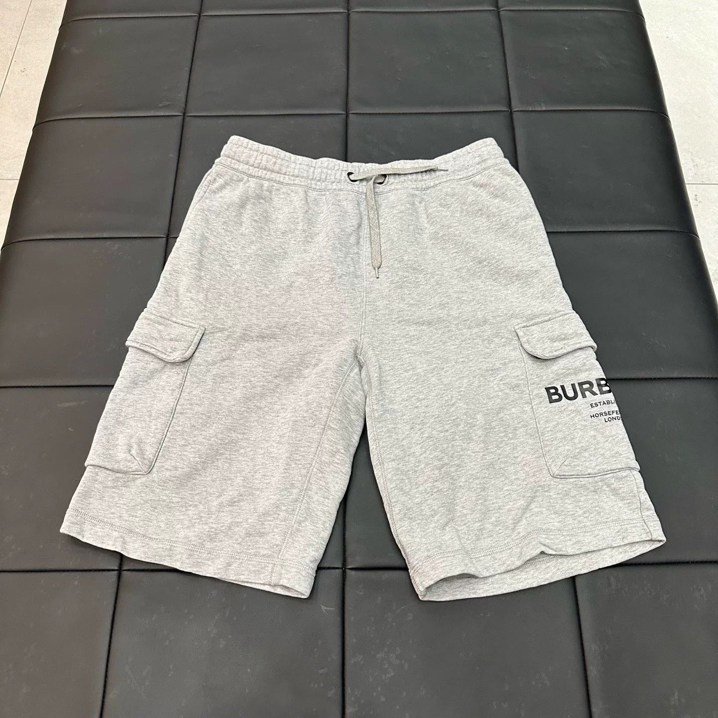 Burberry Burberry Gray Shorts M Men Size US 32 / EU 48 - 1 Thumbnail