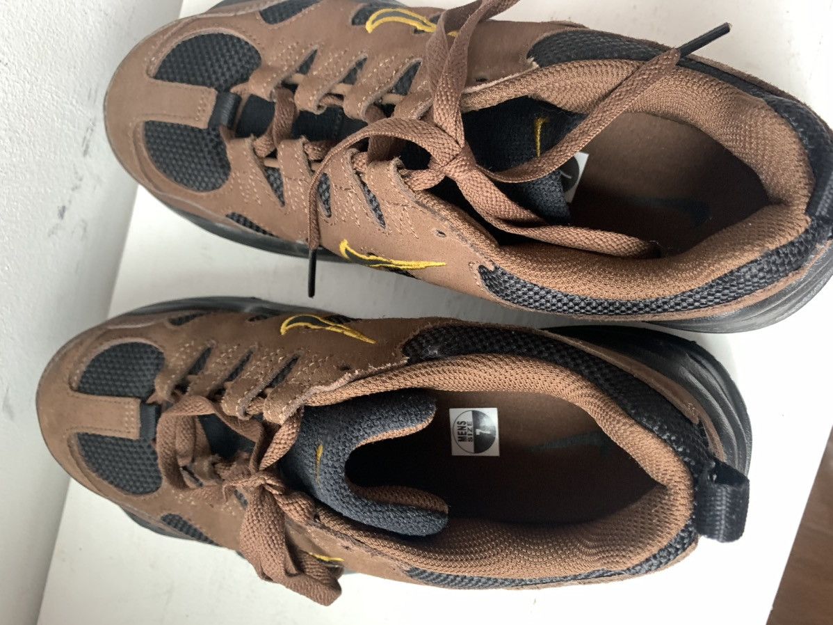 Nike NIKE BROWN TECH HERA SNEAKERS Size US 7 / EU 40 - 5 Thumbnail