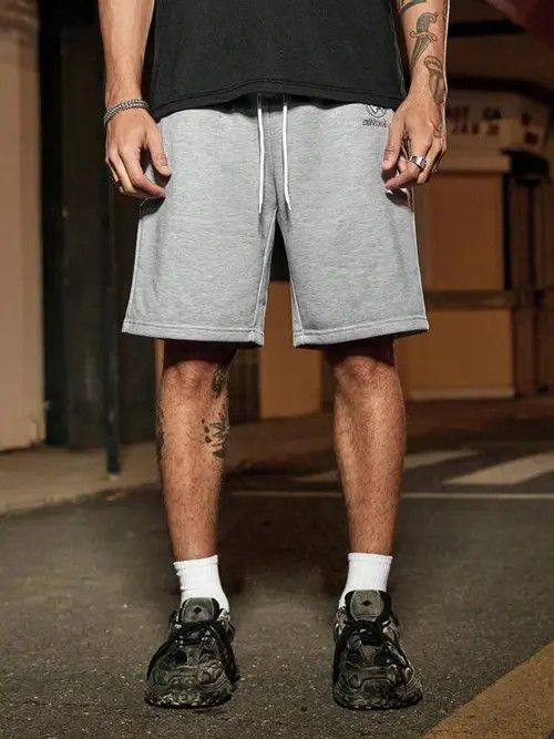 Jean Double waist street shorts oversize Size US 32 / EU 48 - 4 Thumbnail
