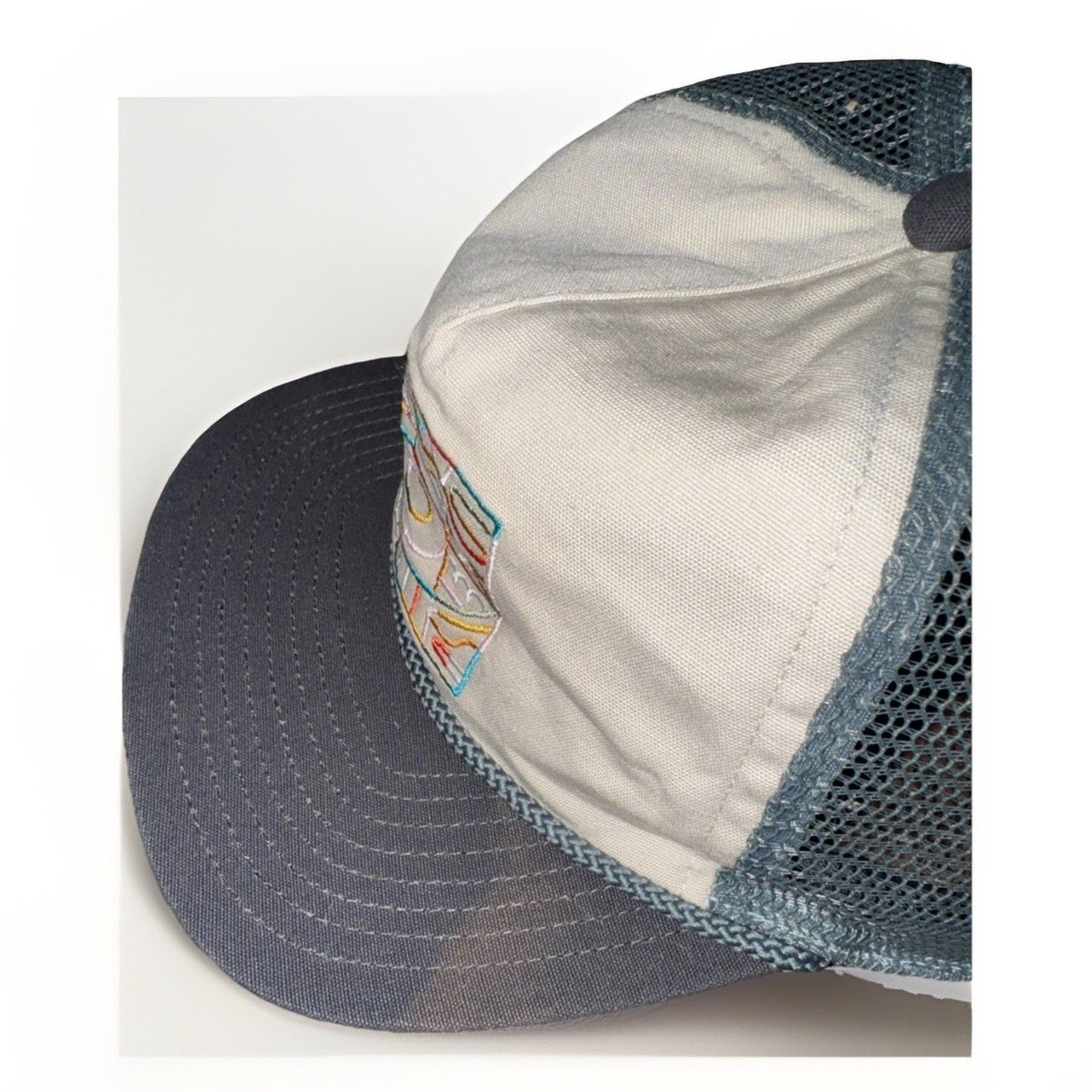 Patagonia Patagonia Trucker Hat Abstract Embroidered Snapback Mesh Size ONE SIZE - 3 Thumbnail