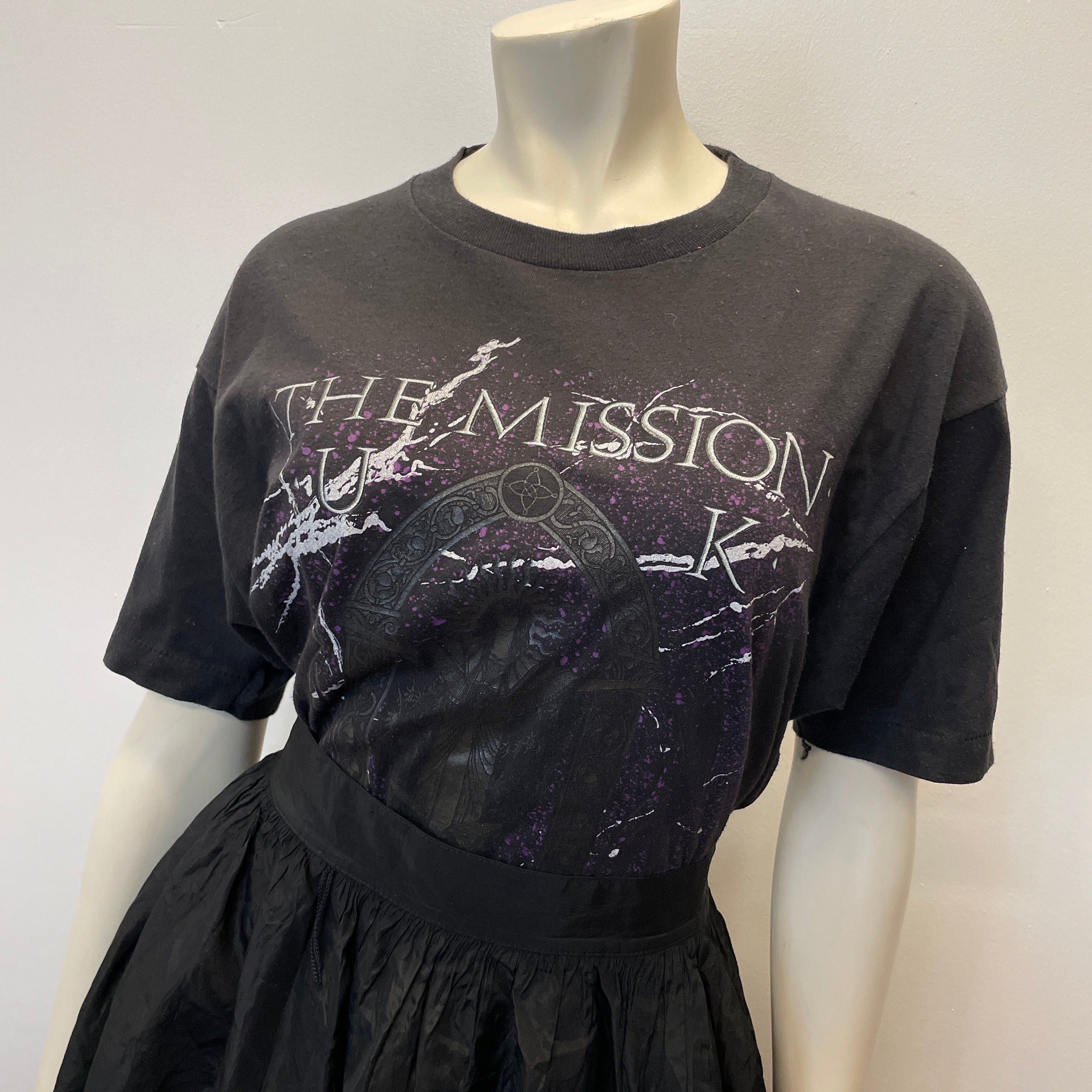 Other 1987 The Mission U.K. "God's Own Medicine" Vintage Single Stitch Made In USA Graphic T-Shirt Size XL Size US XL / EU 56 / 4 - 2 Thumbnail