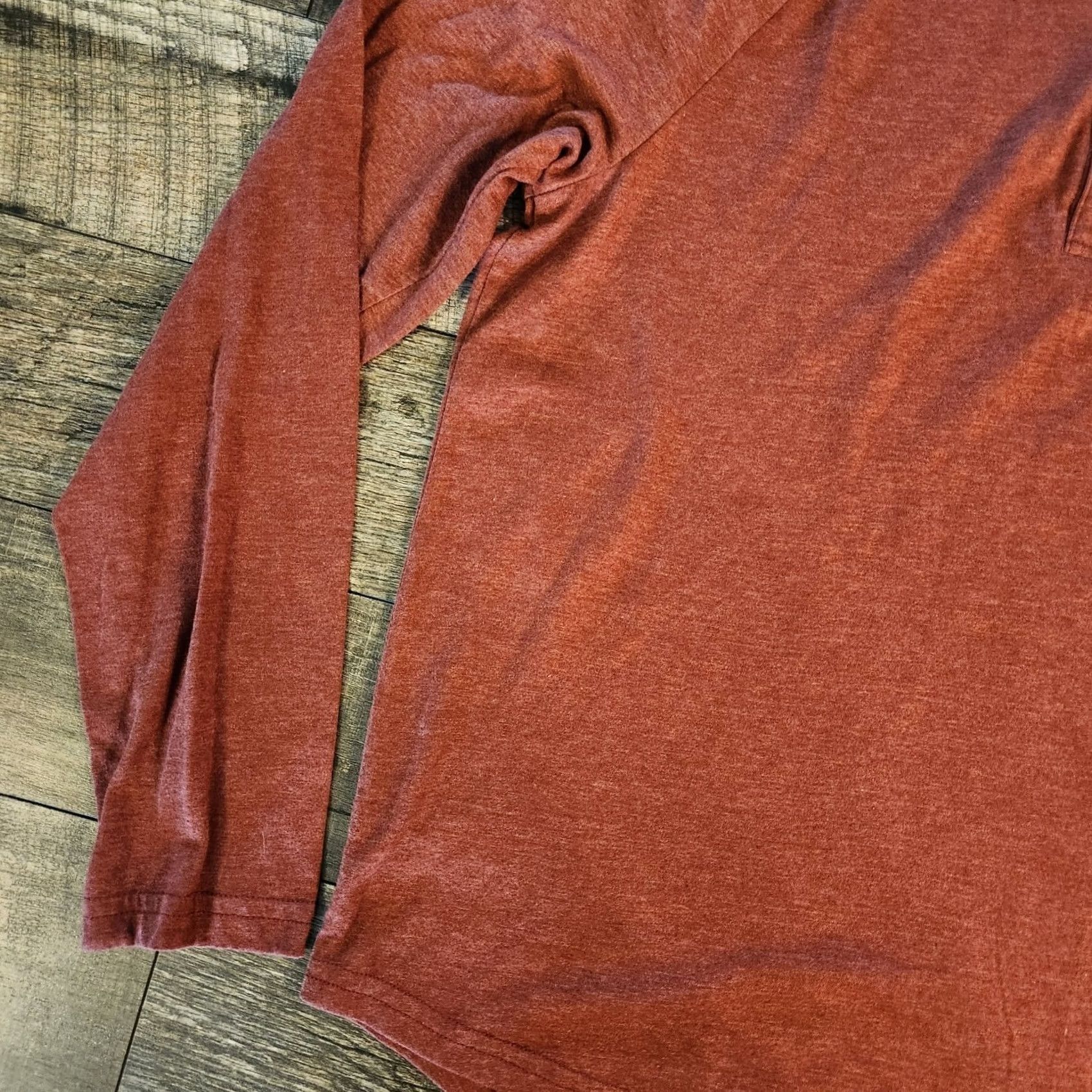 Oakley Oakley Henley Long Sleeve Shirt Mens Large Burnt Orange Stretch Lightweight Size US L / EU 52-54 / 3 - 3 Thumbnail