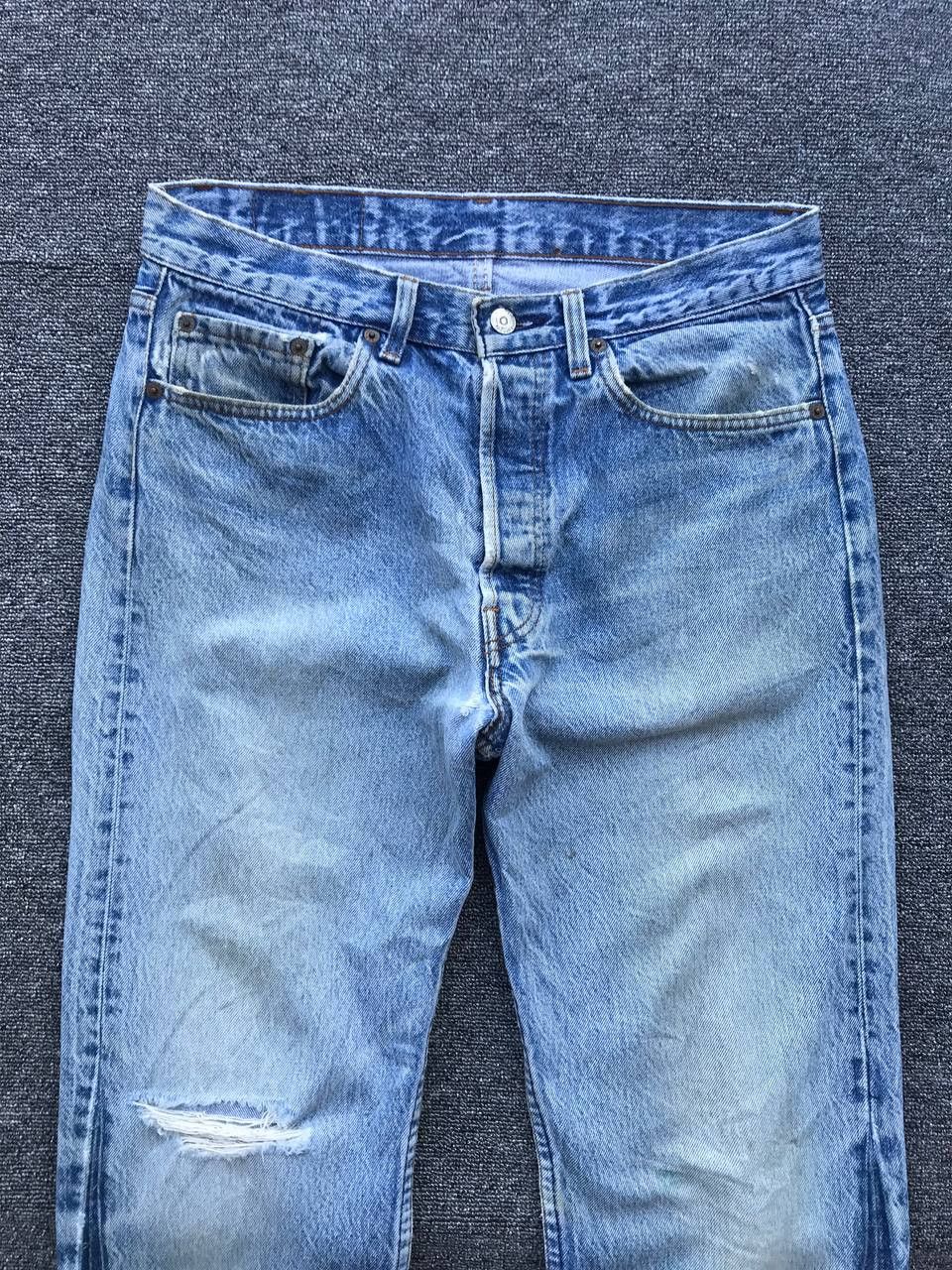 Levi's × Vintage Vintage LEVIS 501 80s distressed jean Stonewash USA W31x31 Size US 31 - 9 Thumbnail