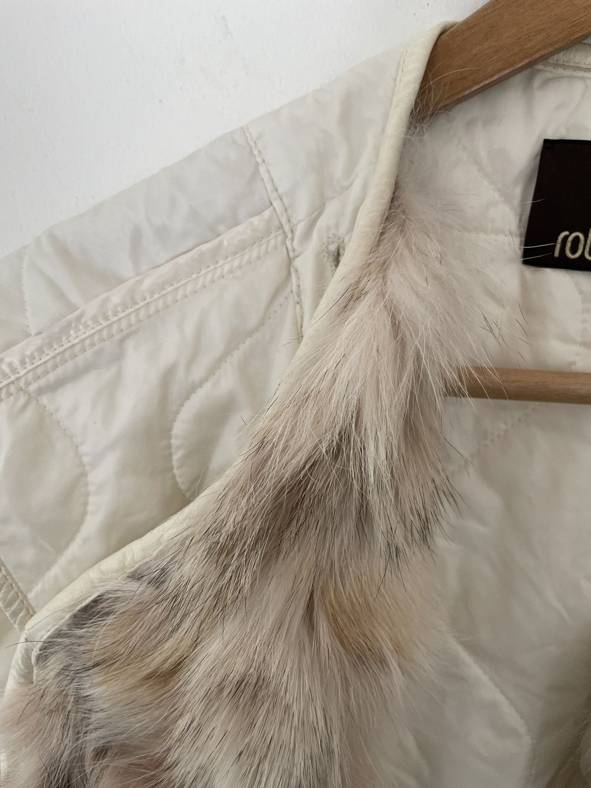 Roberto Cavalli Quilted open front vest with shearling trim Size US M / EU 48-50 / 2 - 6 Thumbnail