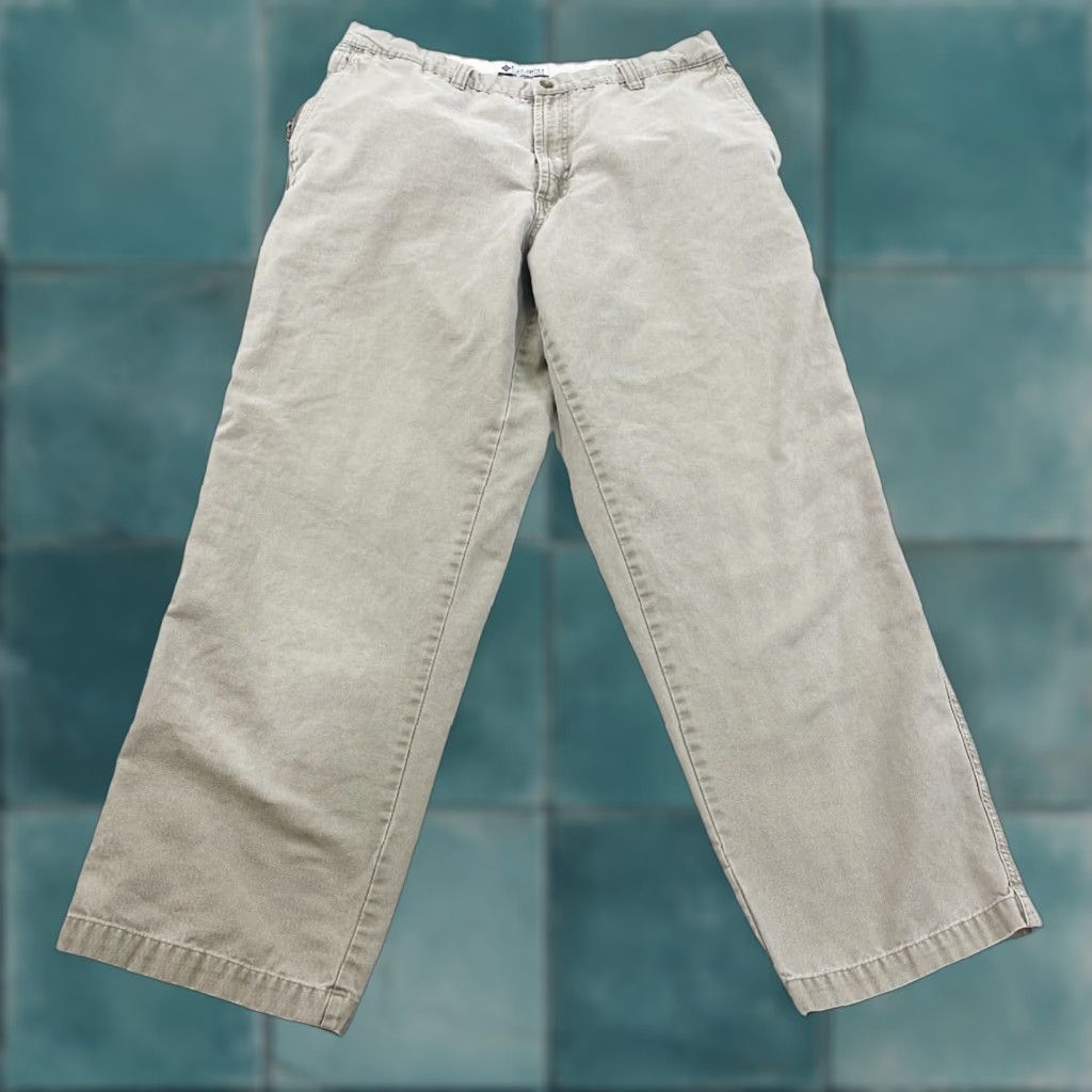 Vintage Columbia Pants Mens 36 Khaki Canvas Workwear Chino Cotton Regular Wide-Leg Pockets 29 Inseam Mens Size US 32 / EU 48 - 1 Thumbnail