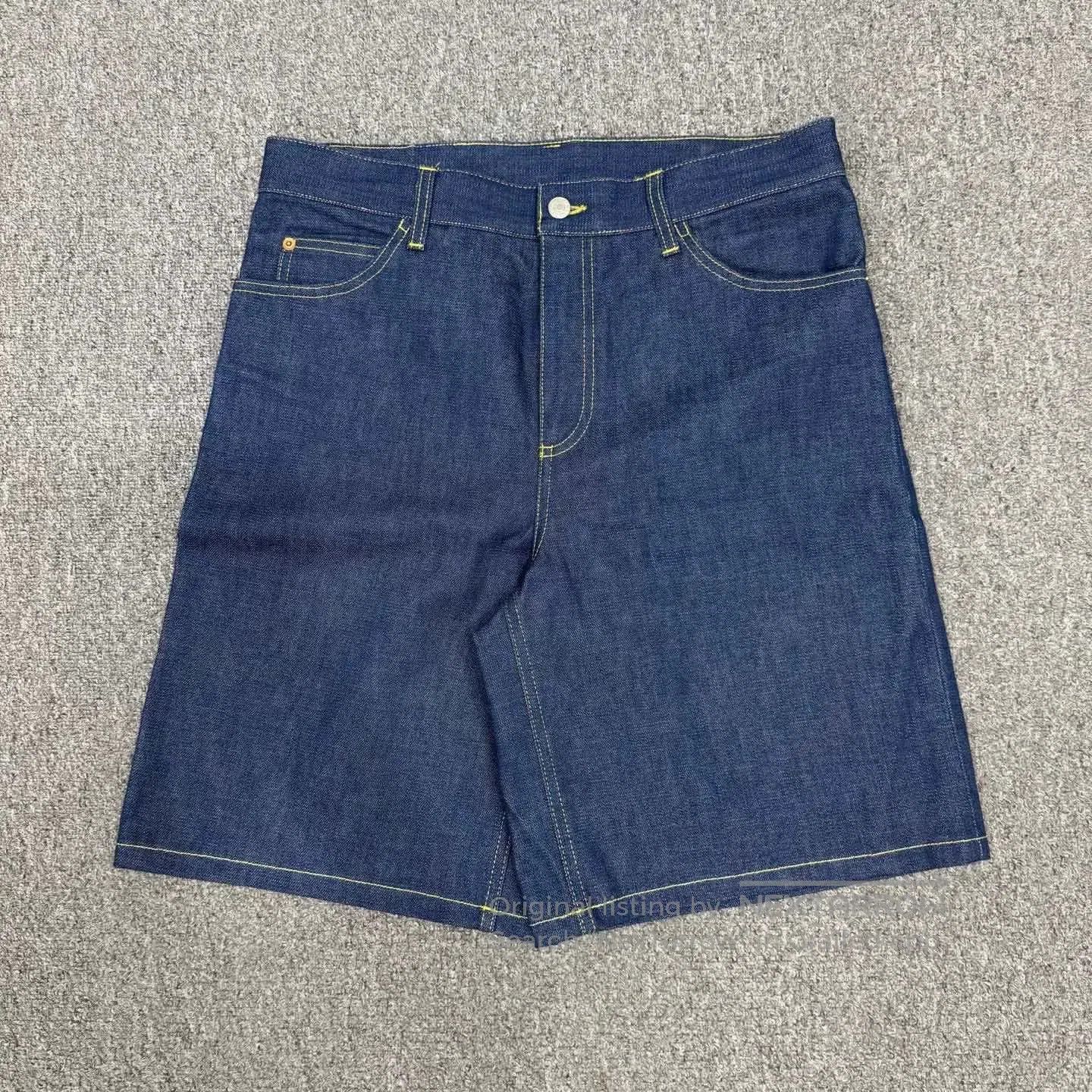 Gucci Gucci Large Logo Denim Shorts. Size US 34 / EU 50 - 1 Thumbnail