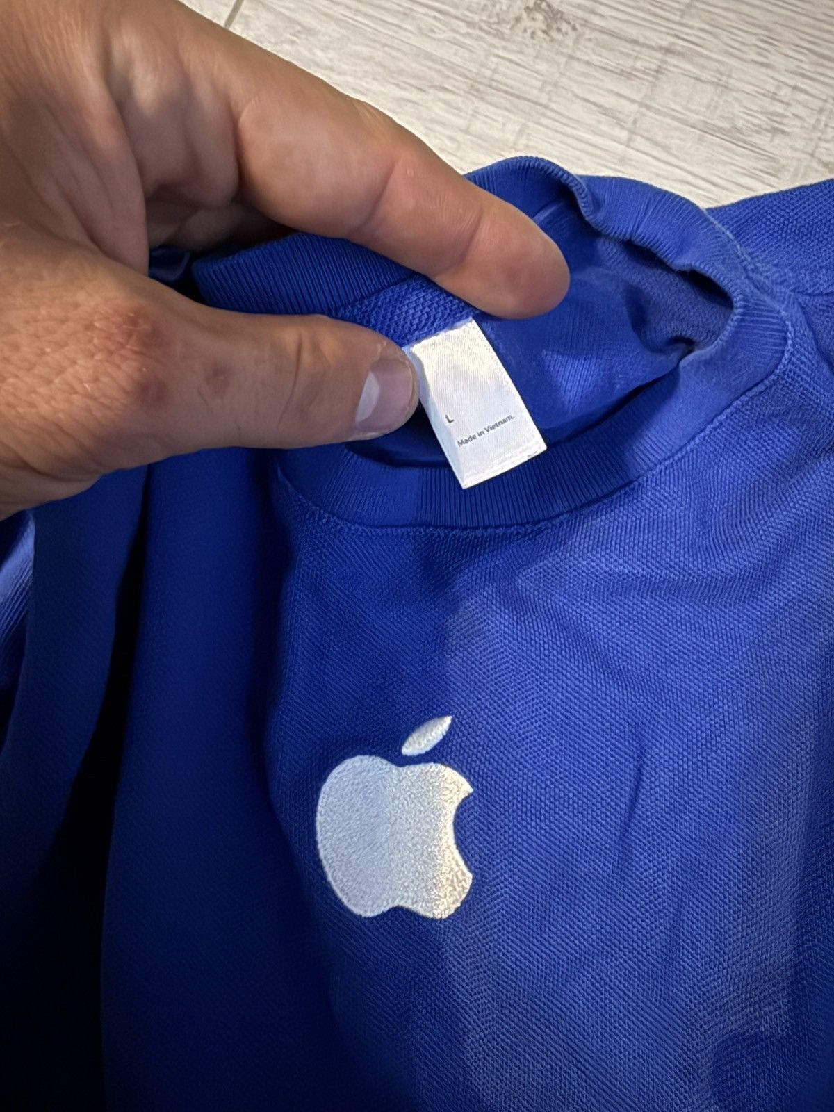 Apple Vintage Apple logo Workwear Long Sleeve t-shirt Size US L / EU 52-54 / 3 - 3 Thumbnail