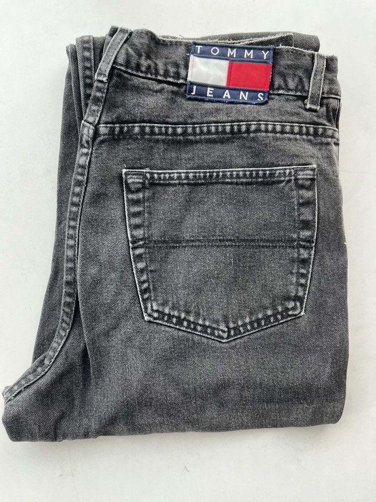 Tommy Hilfiger × Vintage Vintage Tommy Hilfiger Jeans Size US 32 / EU 48 - 1 Thumbnail