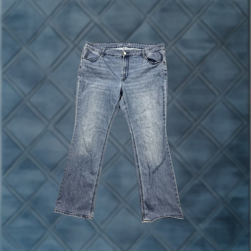 Old Navy VINTAGE? No — Old Navy Jeans Womens 18 Blue Mid Rise Bootcut Light Wash Denim Stretch Size 40" / US 18 - 1 Thumbnail