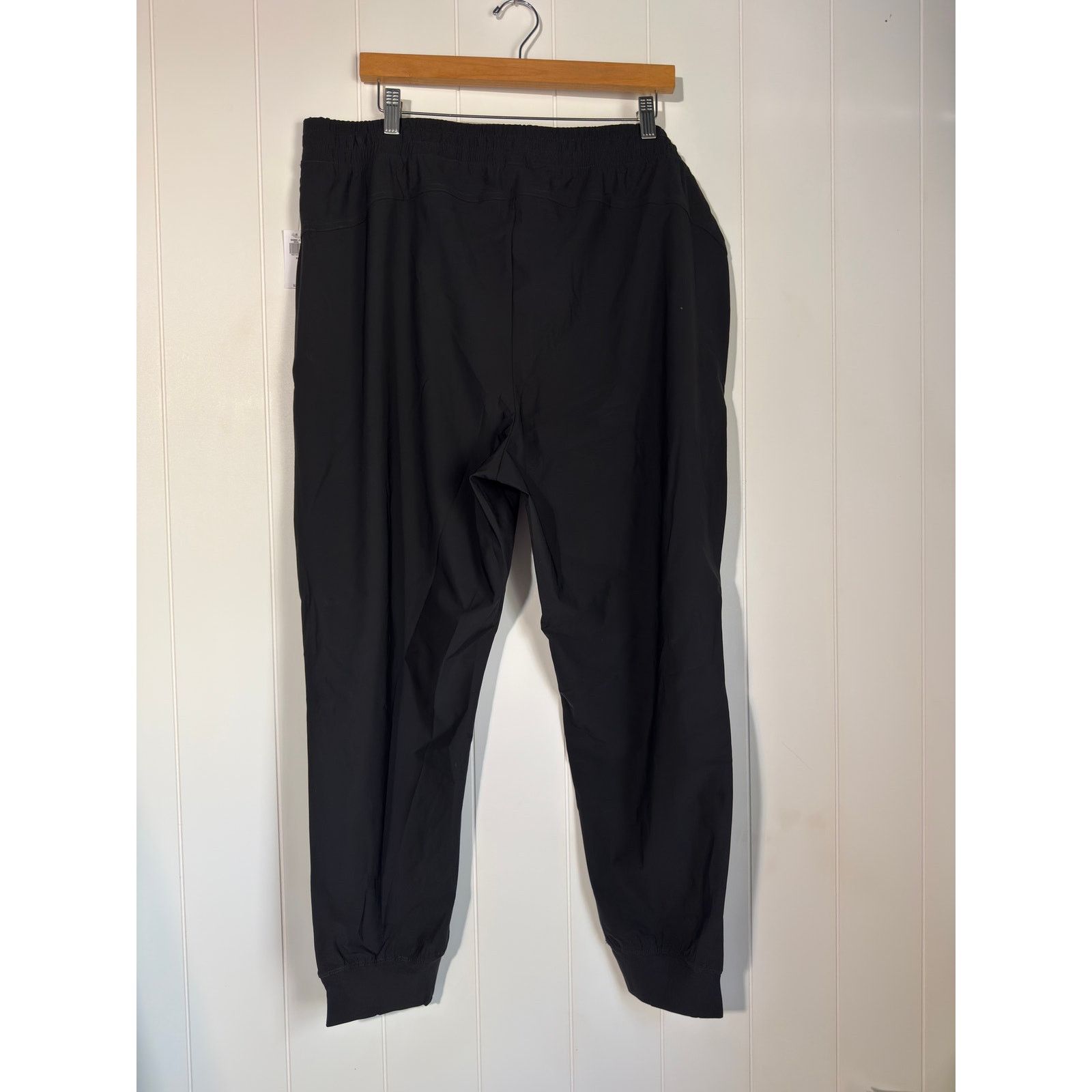 Old Navy Old Navy Sleektech 4 Way Stretch Black Size XL Size 38" / US 16 / IT 52 - 6 Thumbnail
