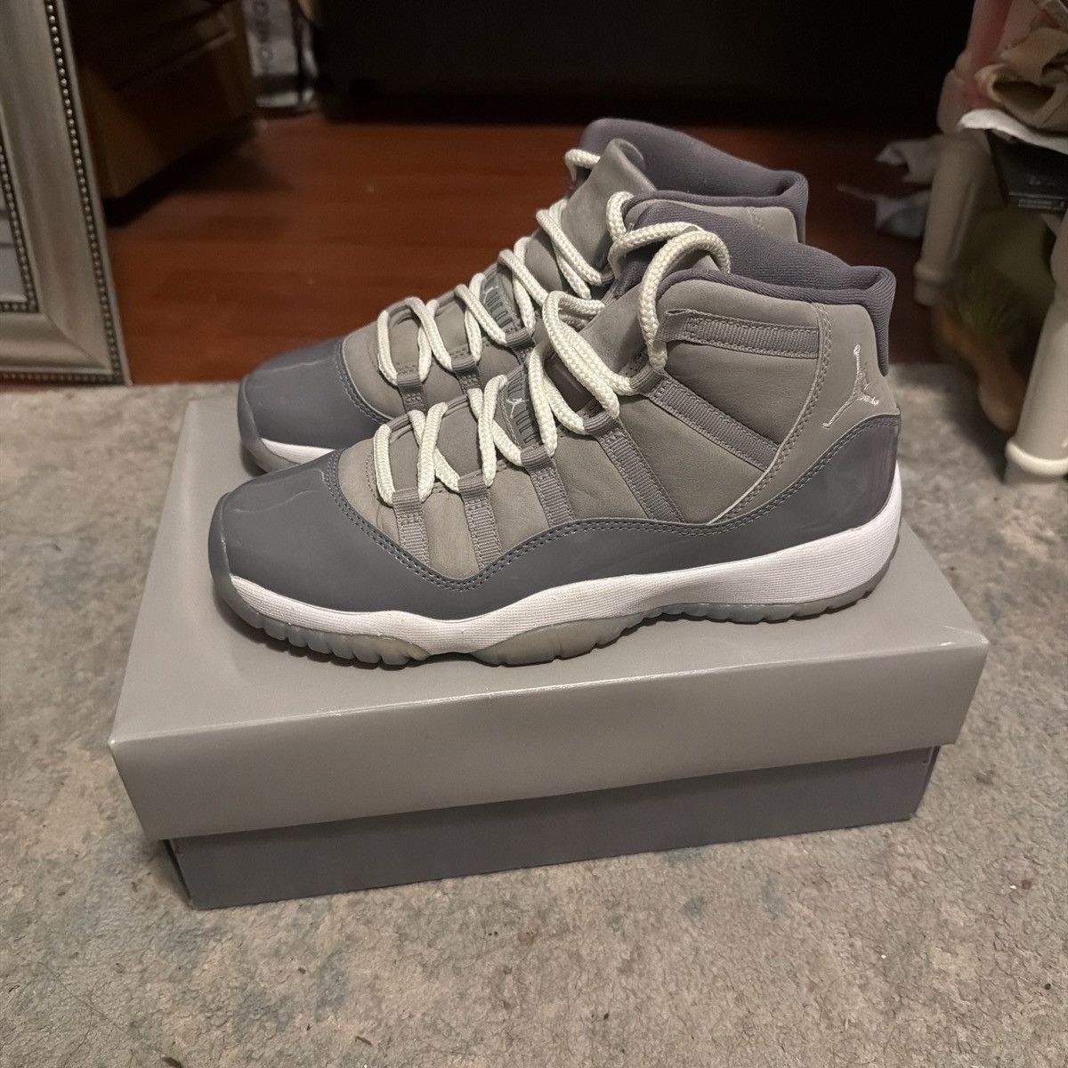Jordan Brand Jordan 11 Cool Grey GS Size 7 Size US 7 / EU 40 - 1 Thumbnail