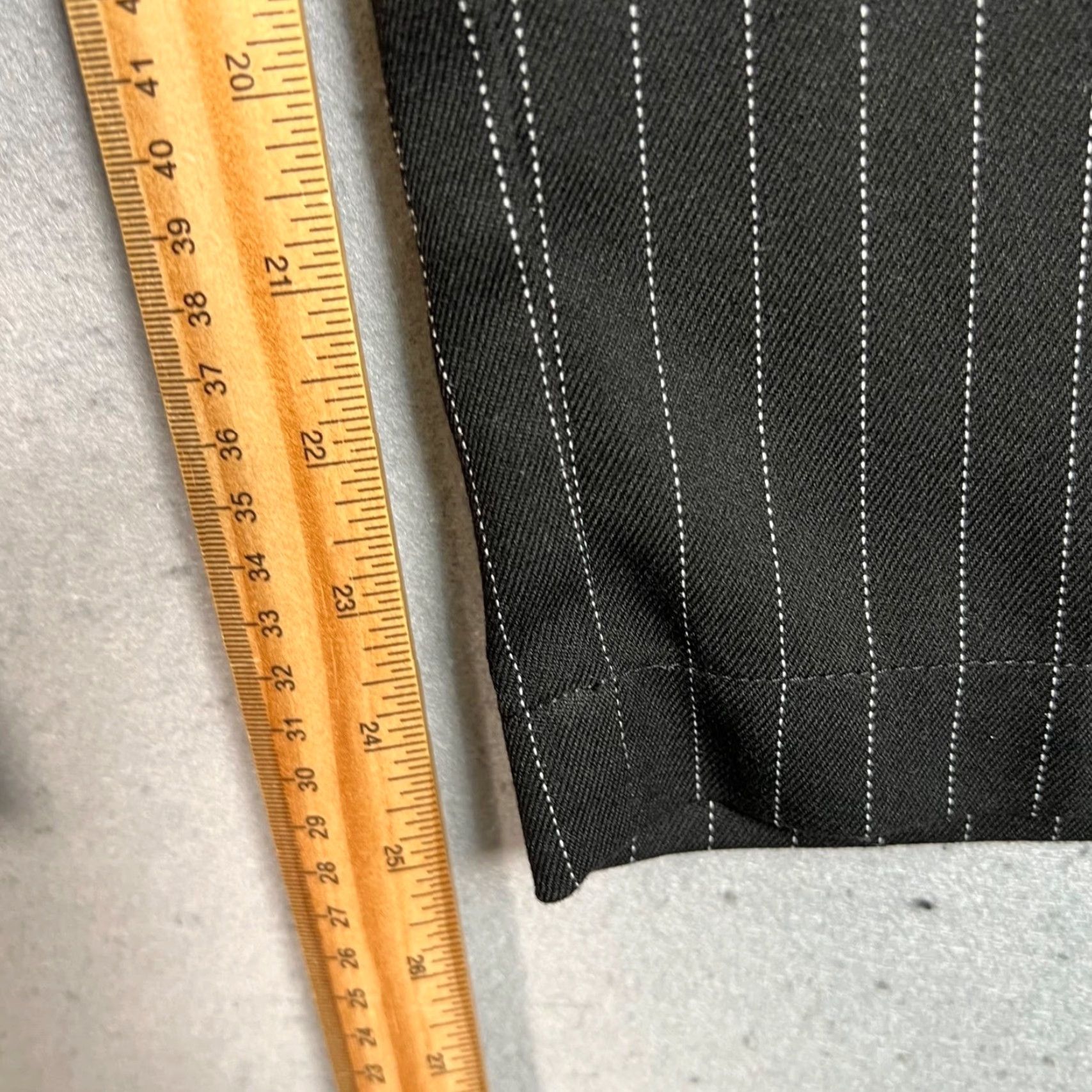 Vintage El Closet De Me Hermana Womens Medium Black Pinstripe Straight-Leg Pants Size 32" / US 10 / IT 46 - 7 Thumbnail