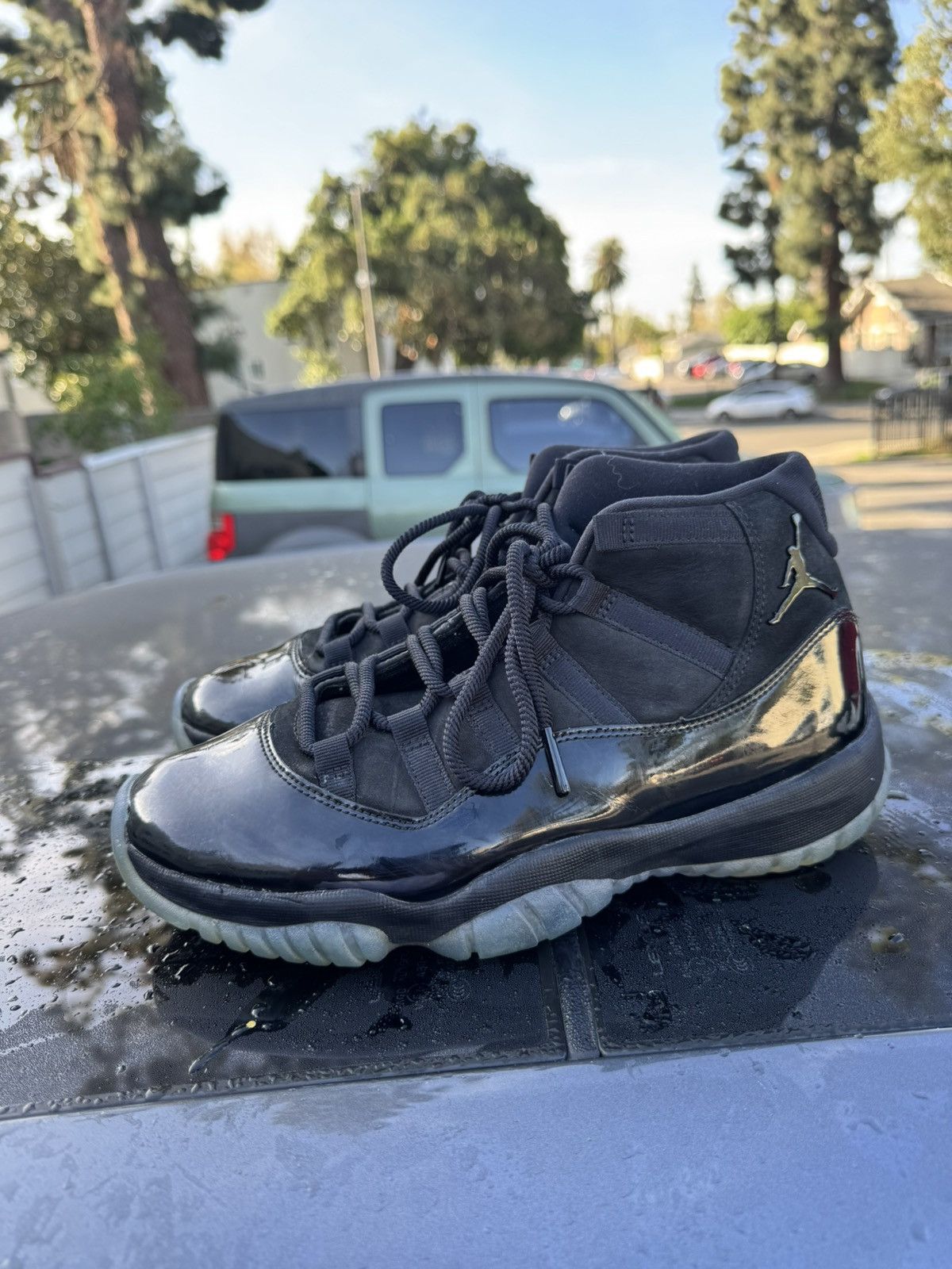 Jordan Brand Cap and Gown Jordan 11s size 9 Size US 9 / EU 42 - 3 Thumbnail