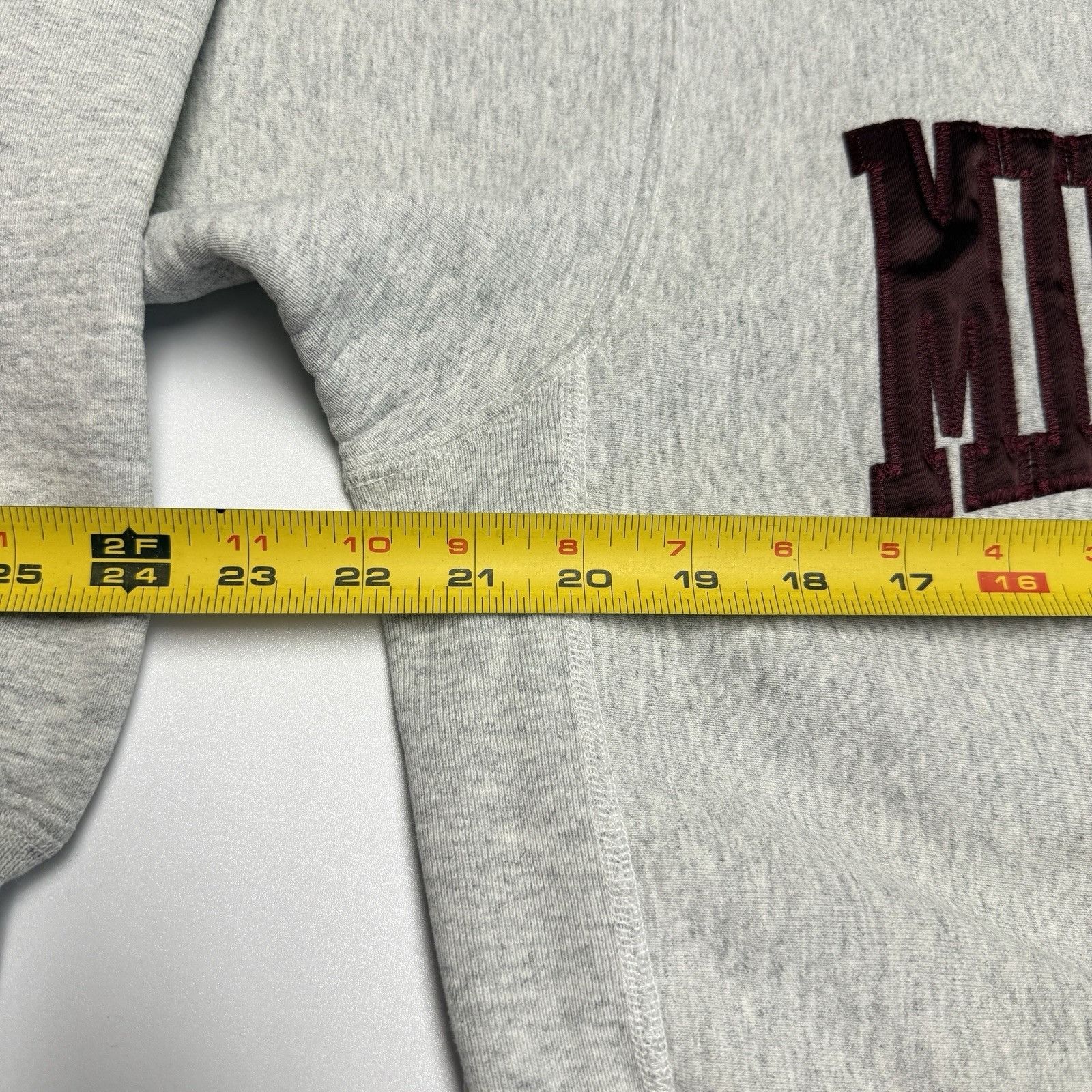 Vintage Vintage 90s Minnesota Hockey Sweatshirt Mens Large Size US L / EU 52-54 / 3 - 8 Thumbnail