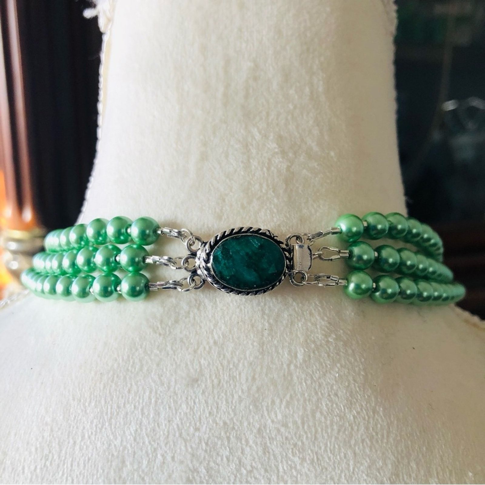 Handmade Handcrafted repurpose Pearl genuine emerald necklace Size ONE SIZE - 7 Thumbnail
