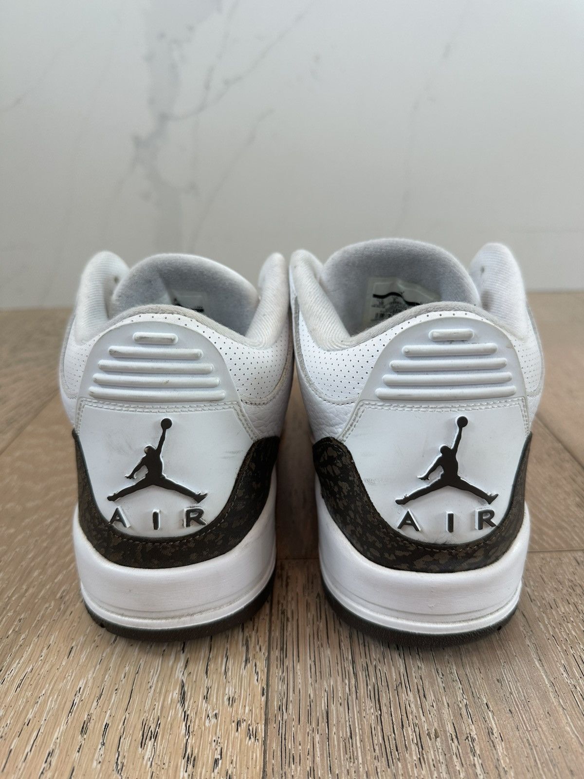 Jordan Brand Jordan 3 Retro Mocha Size US 10 / EU 43 - 3 Thumbnail