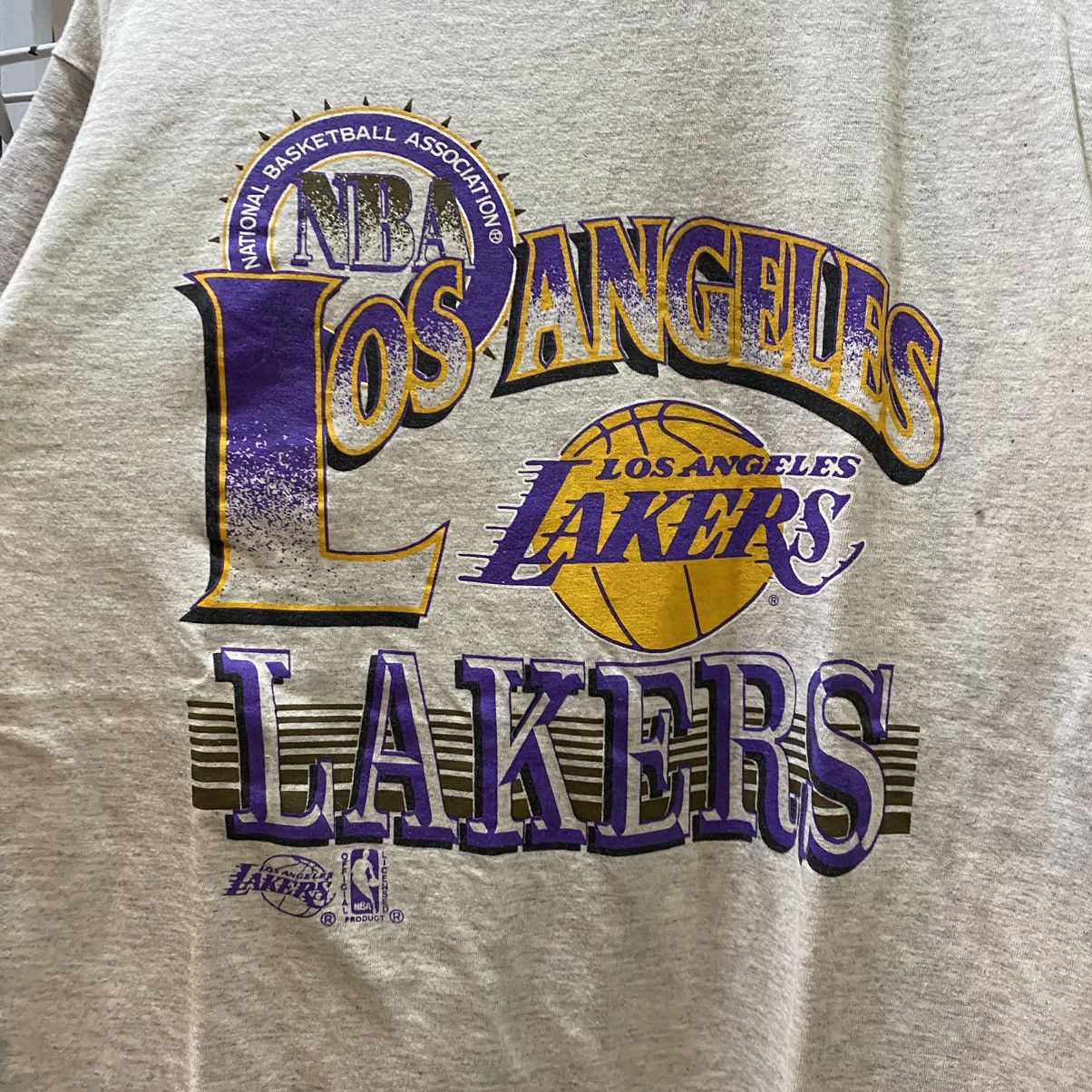 NBA Vintage L.A Lakers Big Logo Tshirt By Trench Size US L / EU 52-54 / 3 - 5 Thumbnail