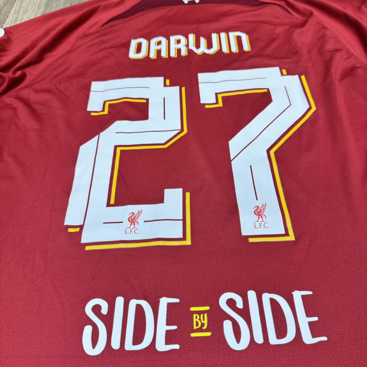 Nike Liverpool 23/24 home shirt #27 Darwin (bnwt) Size US XL / EU 56 / 4 - 4 Thumbnail