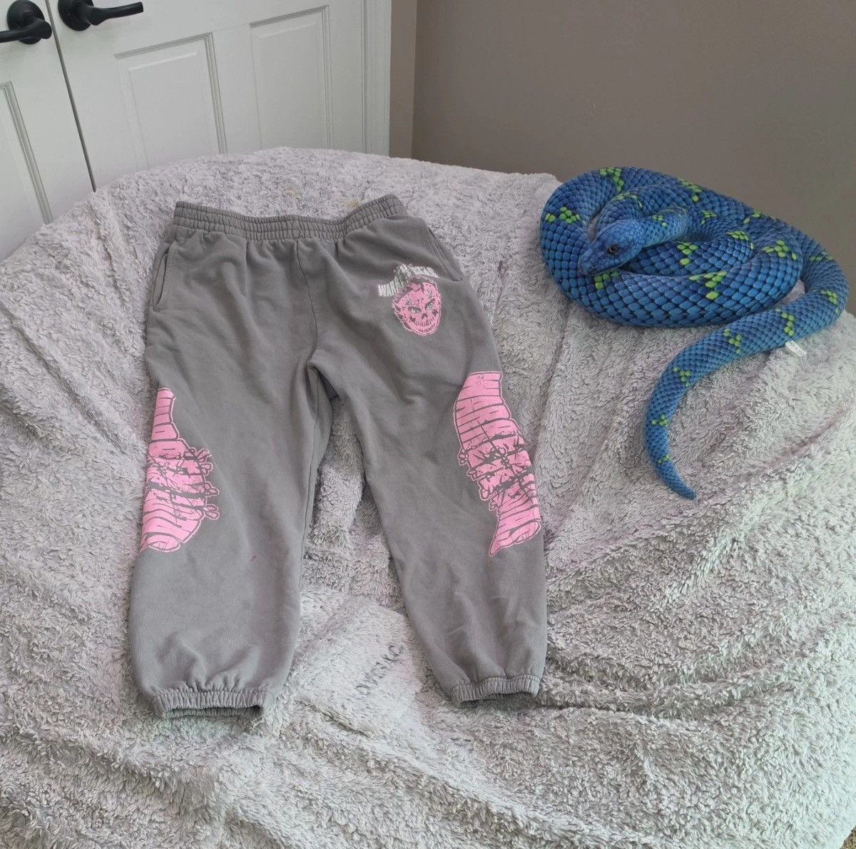 Warren Lotas Warren Lotas Grey/Pink Sweatpants Size US 40 / EU 56 - 1 Preview