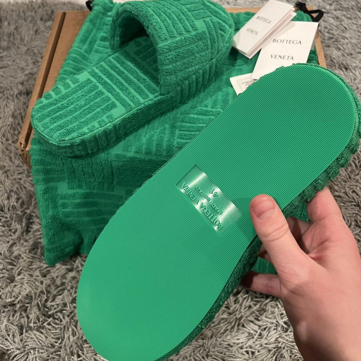 Bottega Veneta Bottega Veneta sponge slides green size 41 brand new logo Size US 8 / EU 41 - 3 Thumbnail