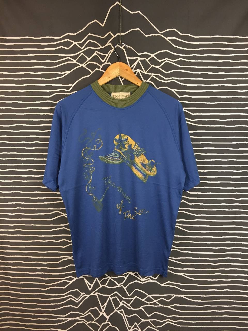 Vintage Vtg LEGIONARI Fabbricato in Italia Designer Graphic Art Tee Size US M / EU 48-50 / 2 - 2 Thumbnail