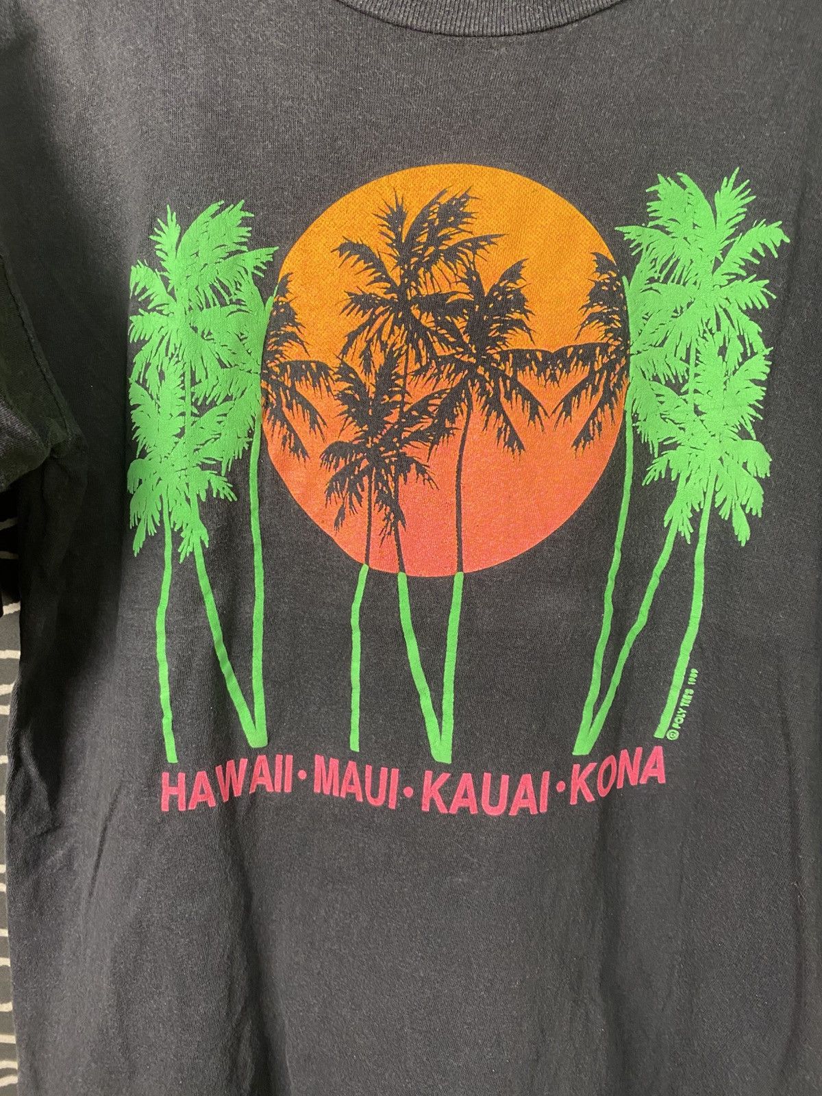 Vintage Vintage 1989 Poly Tees Hawaii Neon Sunset T-Shirt Size US M / EU 48-50 / 2 - 3 Thumbnail