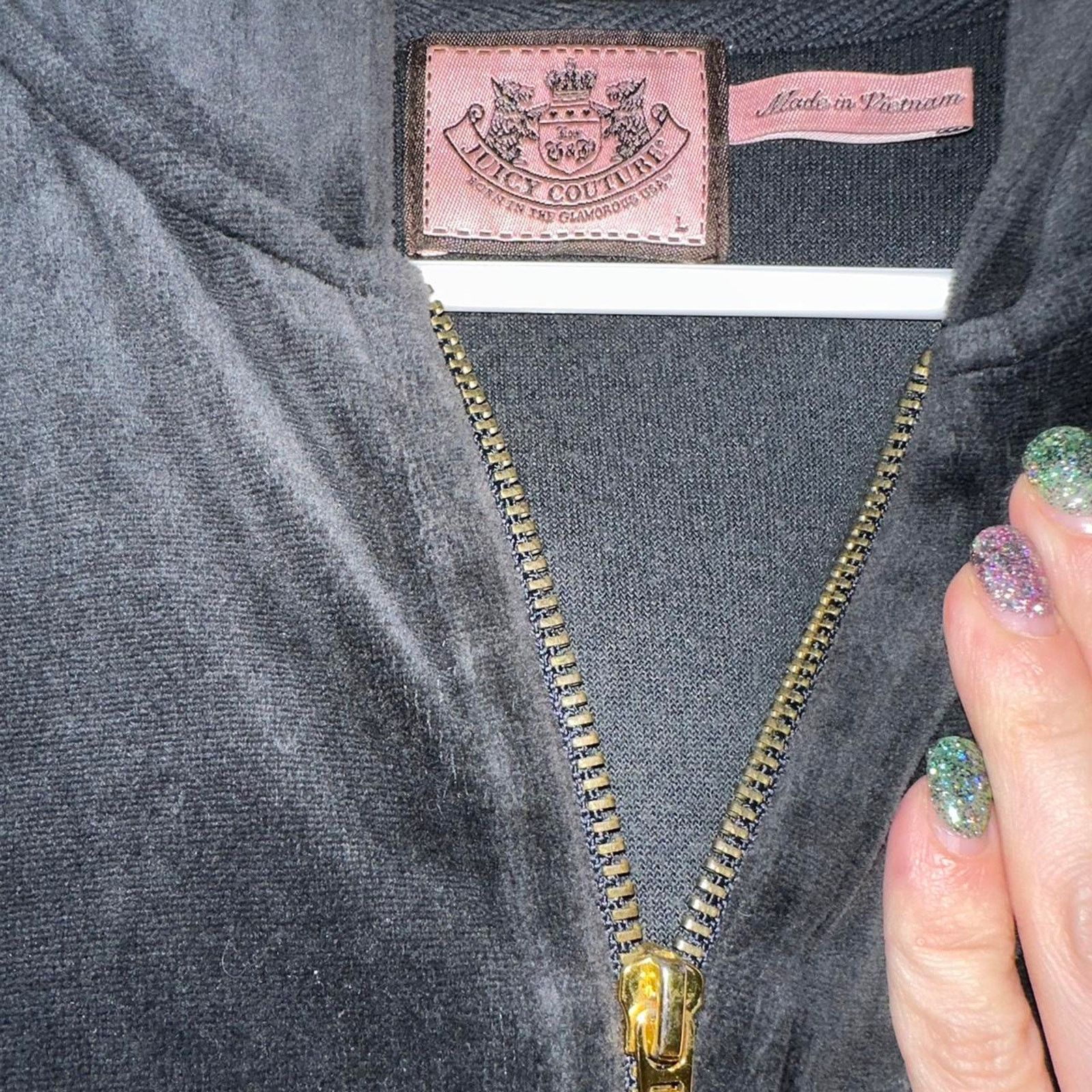 Juicy Couture Vintage Juicy Couture Velour Jacket 3 Hearts Design size L Size L / US 10 / IT 46 - 2 Thumbnail