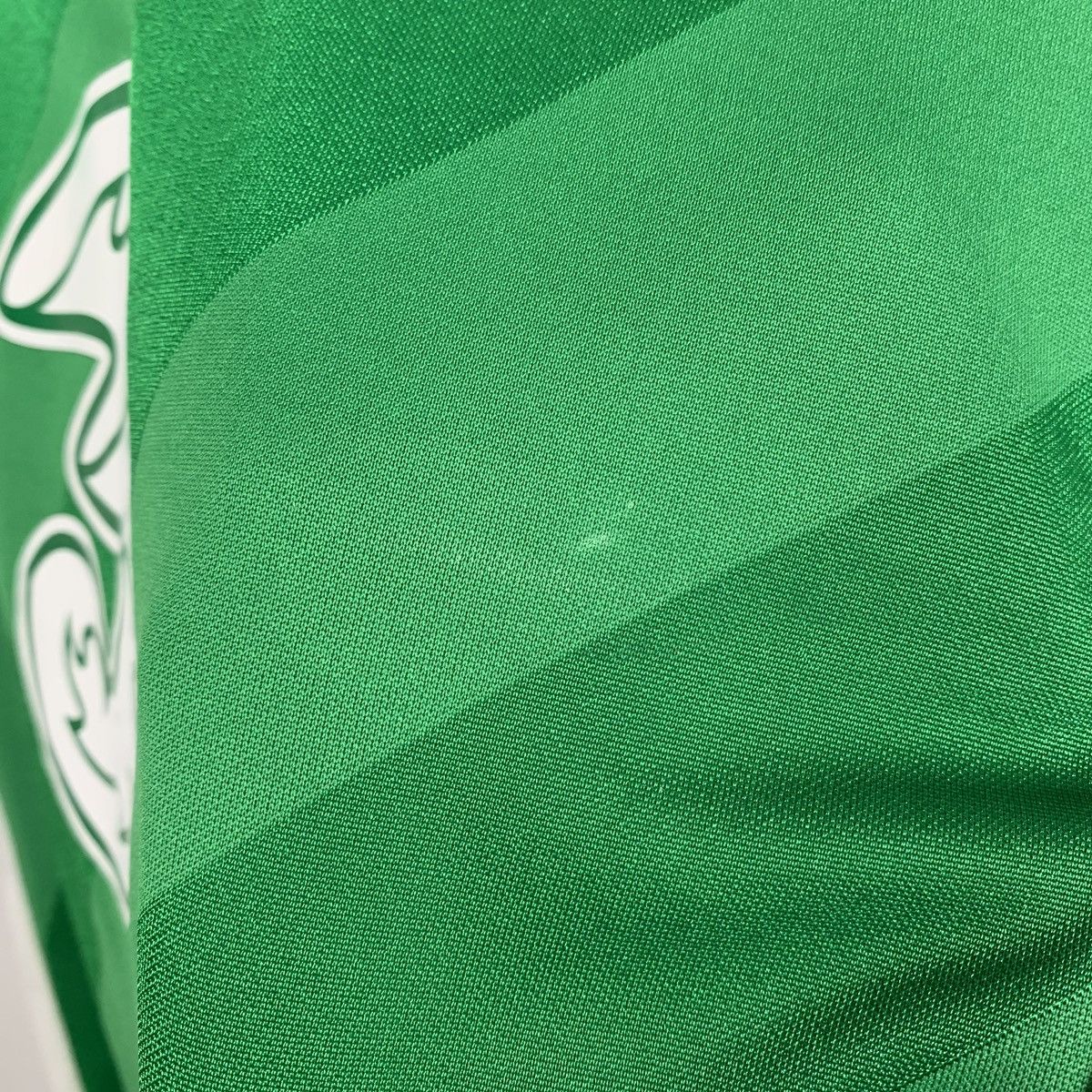 Umbro Umbro Ireland Soccer Football Jersey Size S Green Top Size US S / EU 44-46 / 1 - 14 Thumbnail