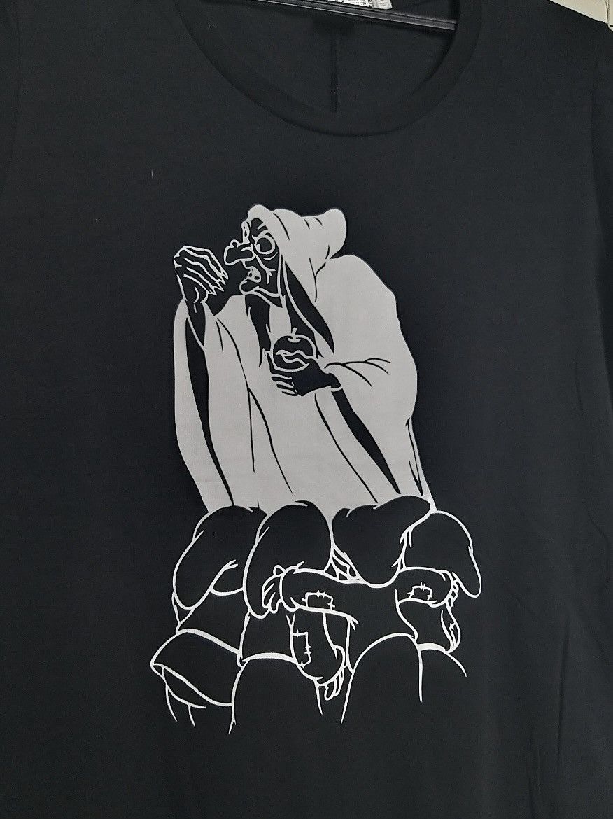 Undercover × Uniqlo JAPANESE UNDERCOVER X UNIQLO X DISNEY SNOW WHITE T SHIRT Size US M / EU 48-50 / 2 - 3 Thumbnail