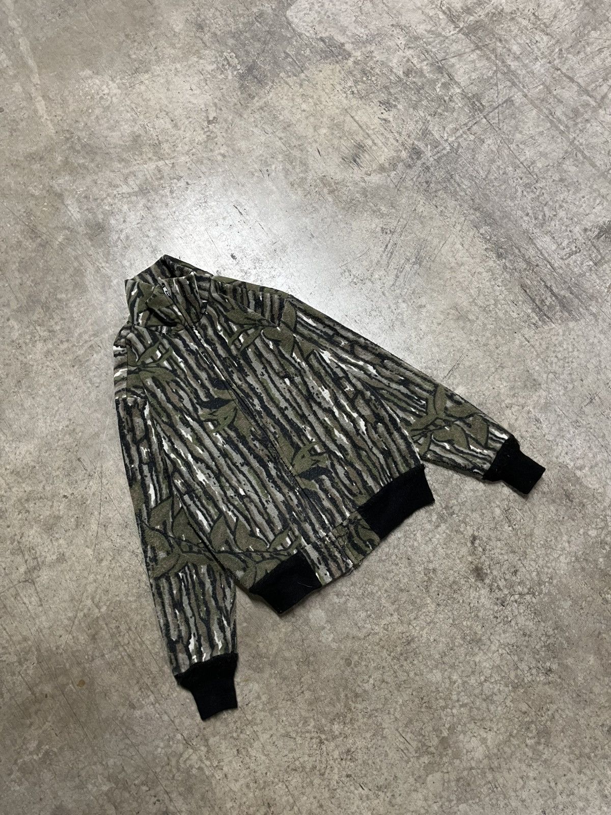 Realtree × Vintage Realtree camo vintage fleece zip up jacket hype rare Size US L / EU 52-54 / 3 - 4 Thumbnail