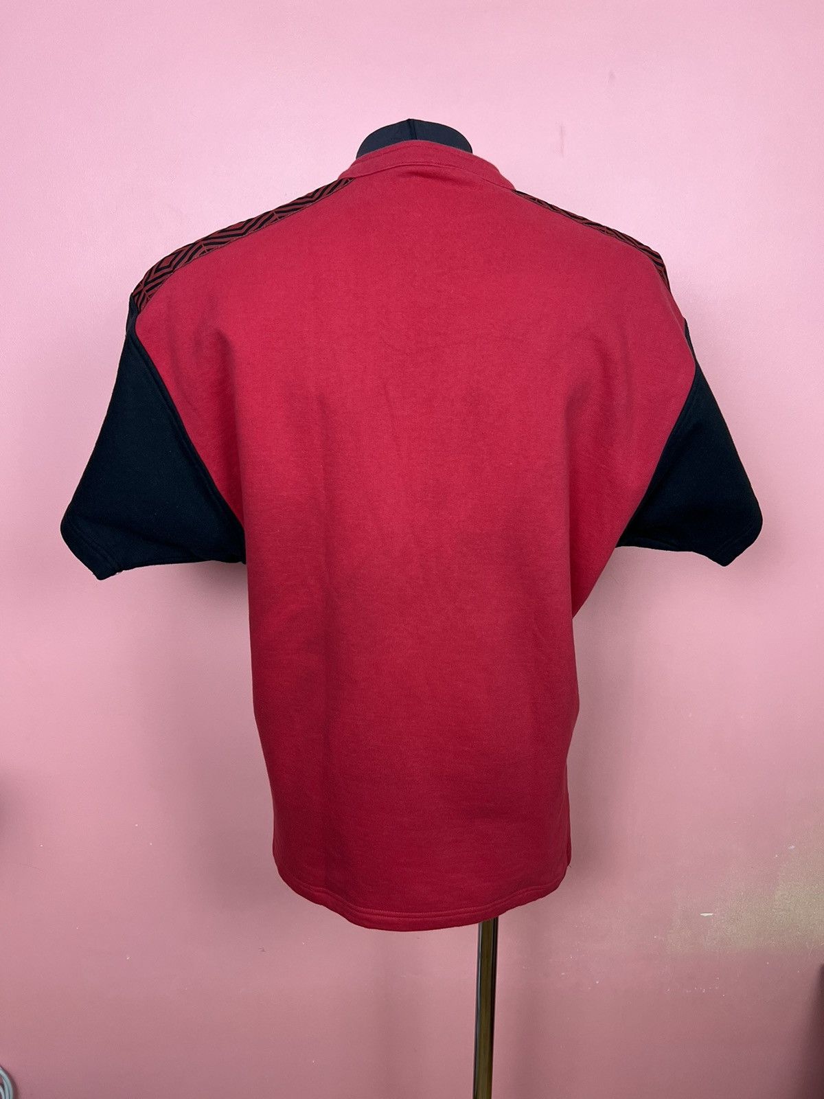 Umbro Umbro pro training sports shirt rare 1990 streetwear Size US L / EU 52-54 / 3 - 2 Thumbnail