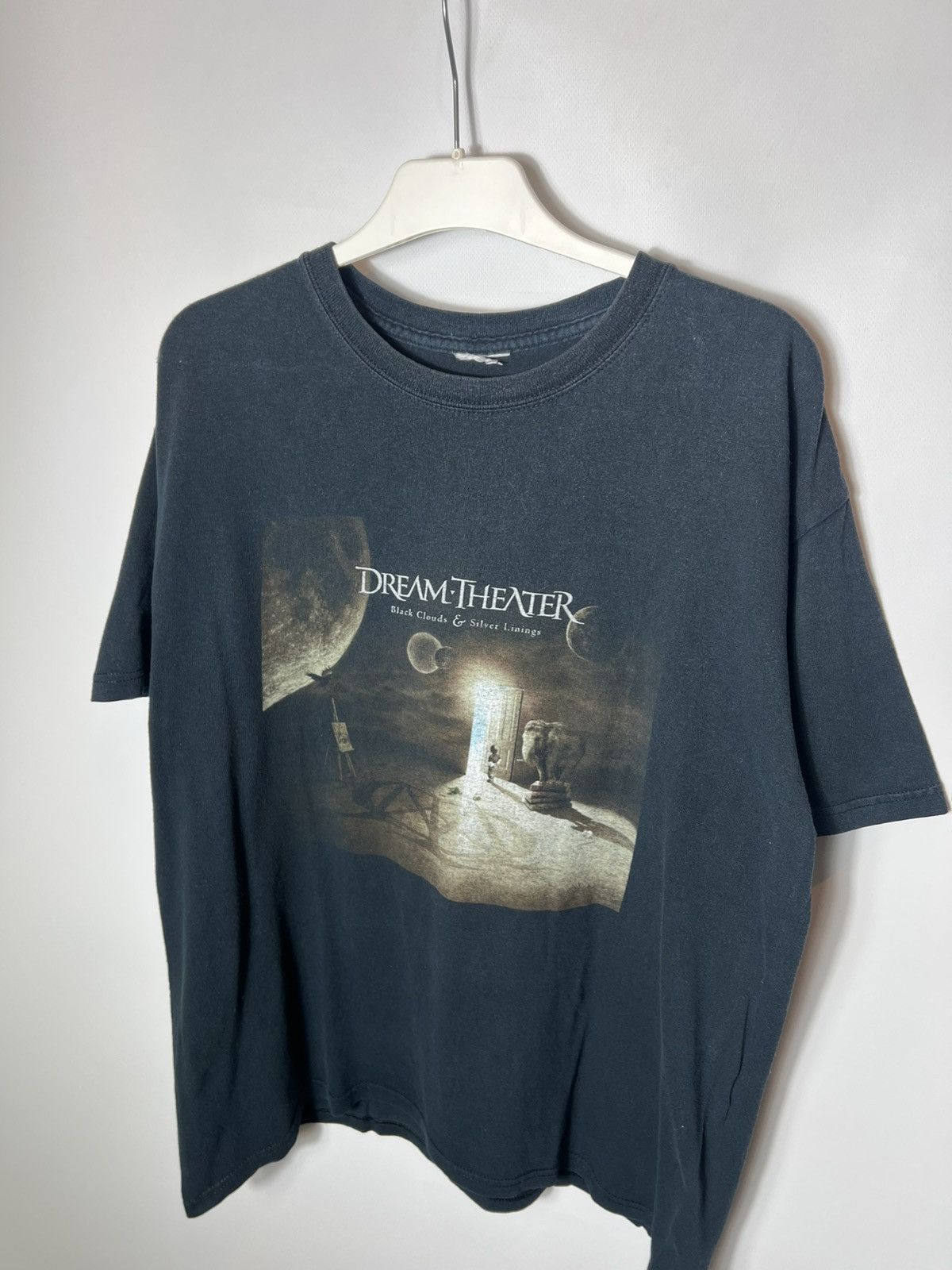 Band Tees Vintage Dream Theater Black Clouds & Silver Linings Tour tee Size US L / EU 52-54 / 3 - 2 Thumbnail