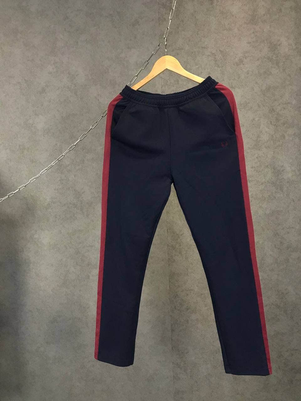 Fred Perry Fred Perry casual designer logo sweatpants Size US 30 / EU 46 - 1 Thumbnail