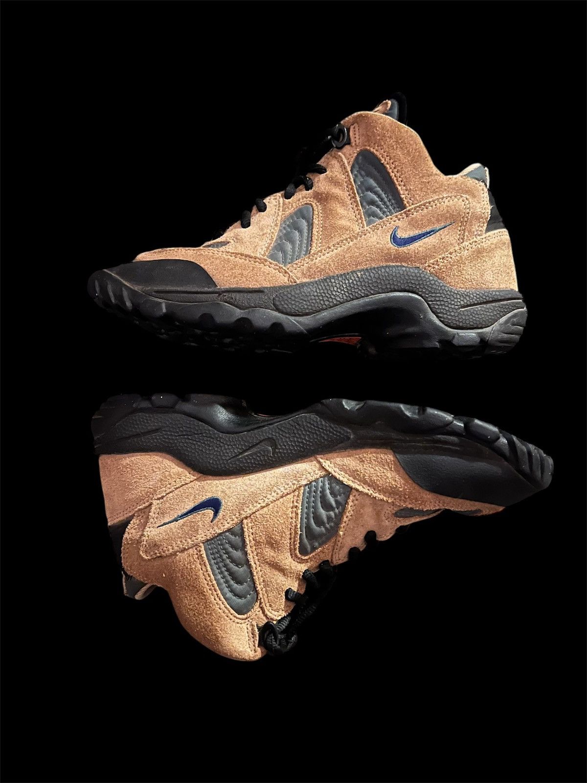 Nike ACG VINTAGE 1997 NIKE ACG HIKING BOOTS WOMEN'S SIZE US9.5 RARE Size US 9.5 / IT 39.5 - 1 Thumbnail