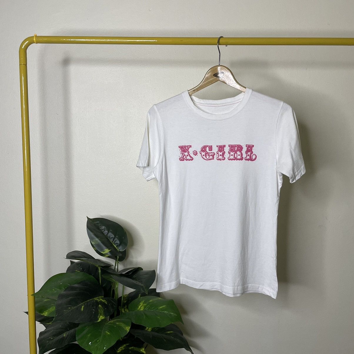 Vintage Vintage Y2K X Girl Spell Out Skater T Shirt Size US S / EU 44-46 / 1 - 1 Thumbnail