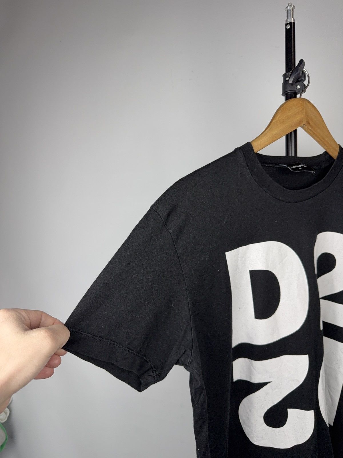 Dsquared2 Luxury 00s Dsquared2 Bold D2 Graphic Logo T-Shirt Black Size US M / EU 48-50 / 2 - 4 Thumbnail