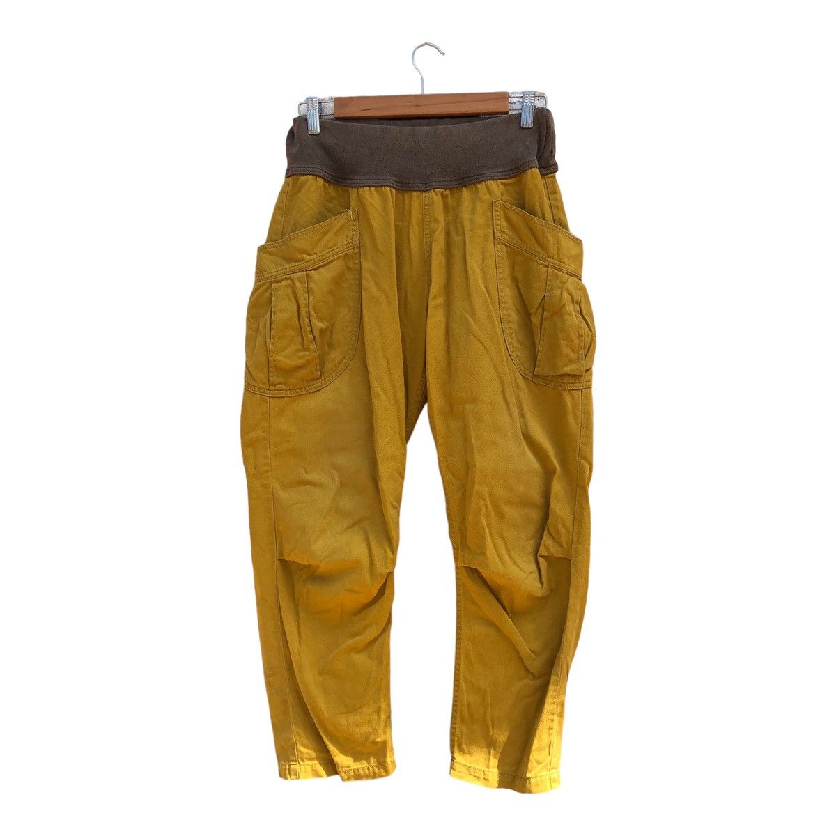 image of Hypebeast Medell Buckle Pants Paracute Style in Gold, Men's (Size 30)