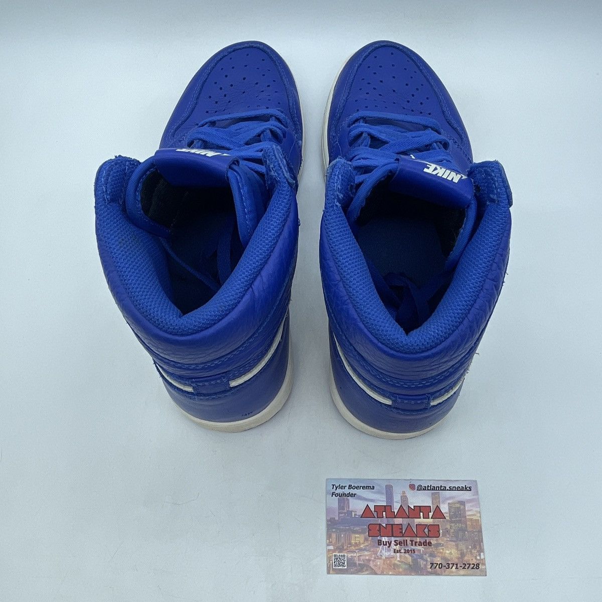Jordan Brand Air Jordan 1 high hyper royal Size US 8 / EU 41 - 6 Thumbnail