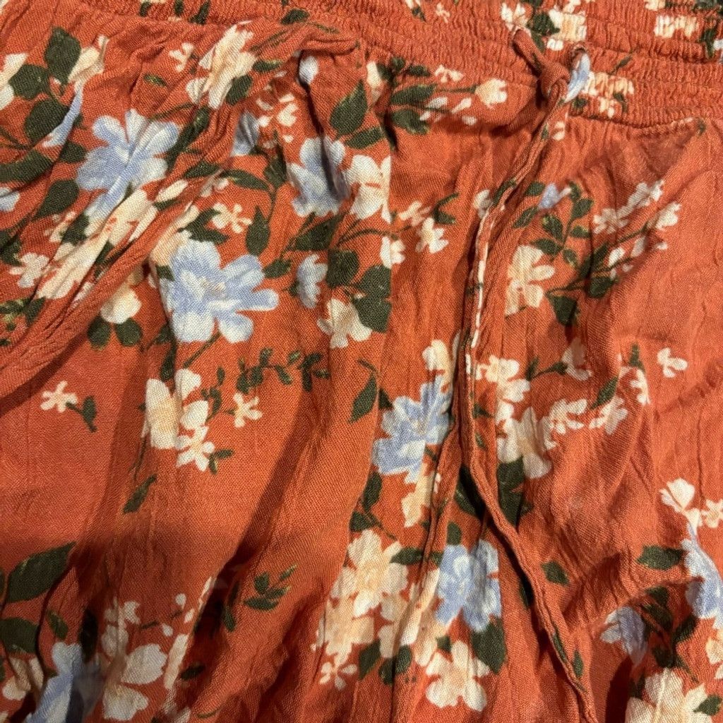 American Eagle Outfitters Women’s American Eagle Shorts Size 28" / US 6 / IT 42 - 4 Thumbnail