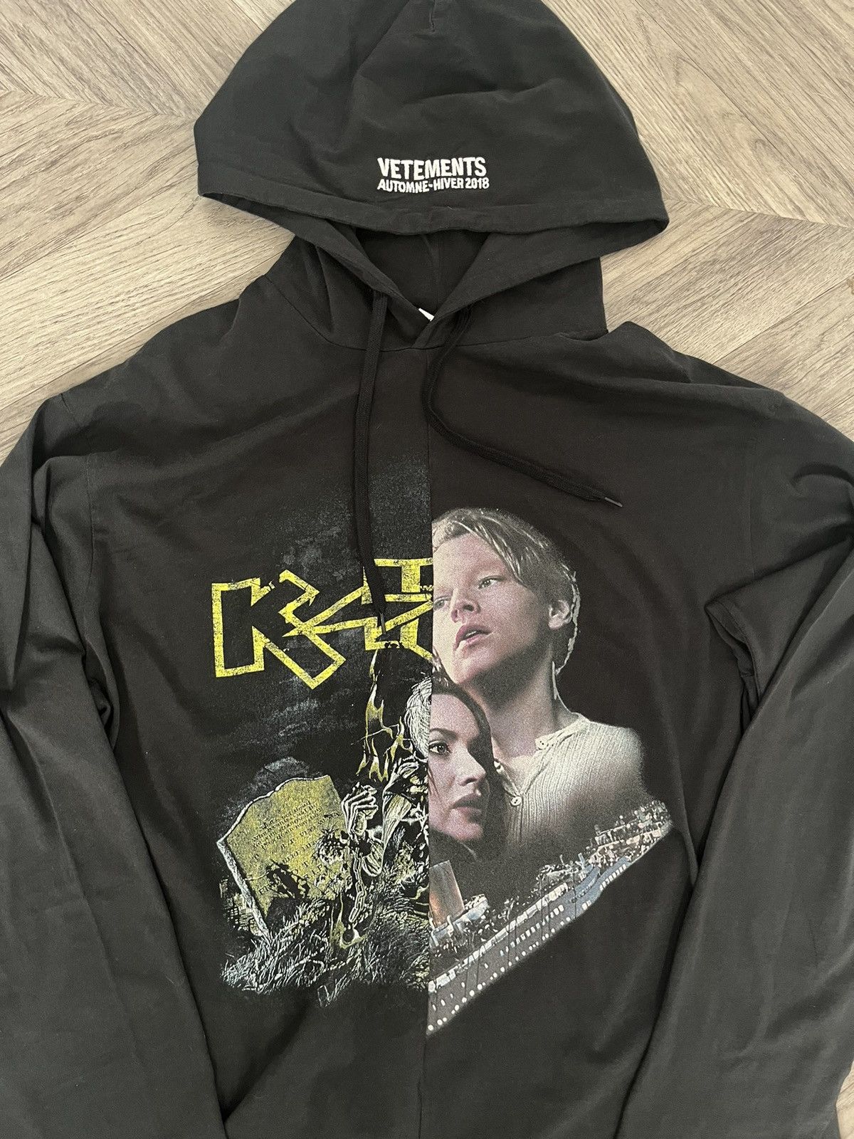 Vetements titanic split hoodie sales